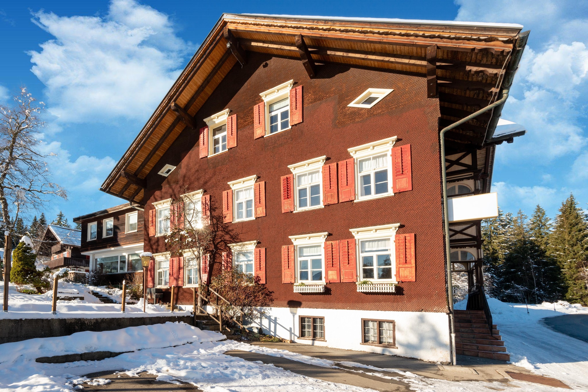 Exterior Winter
