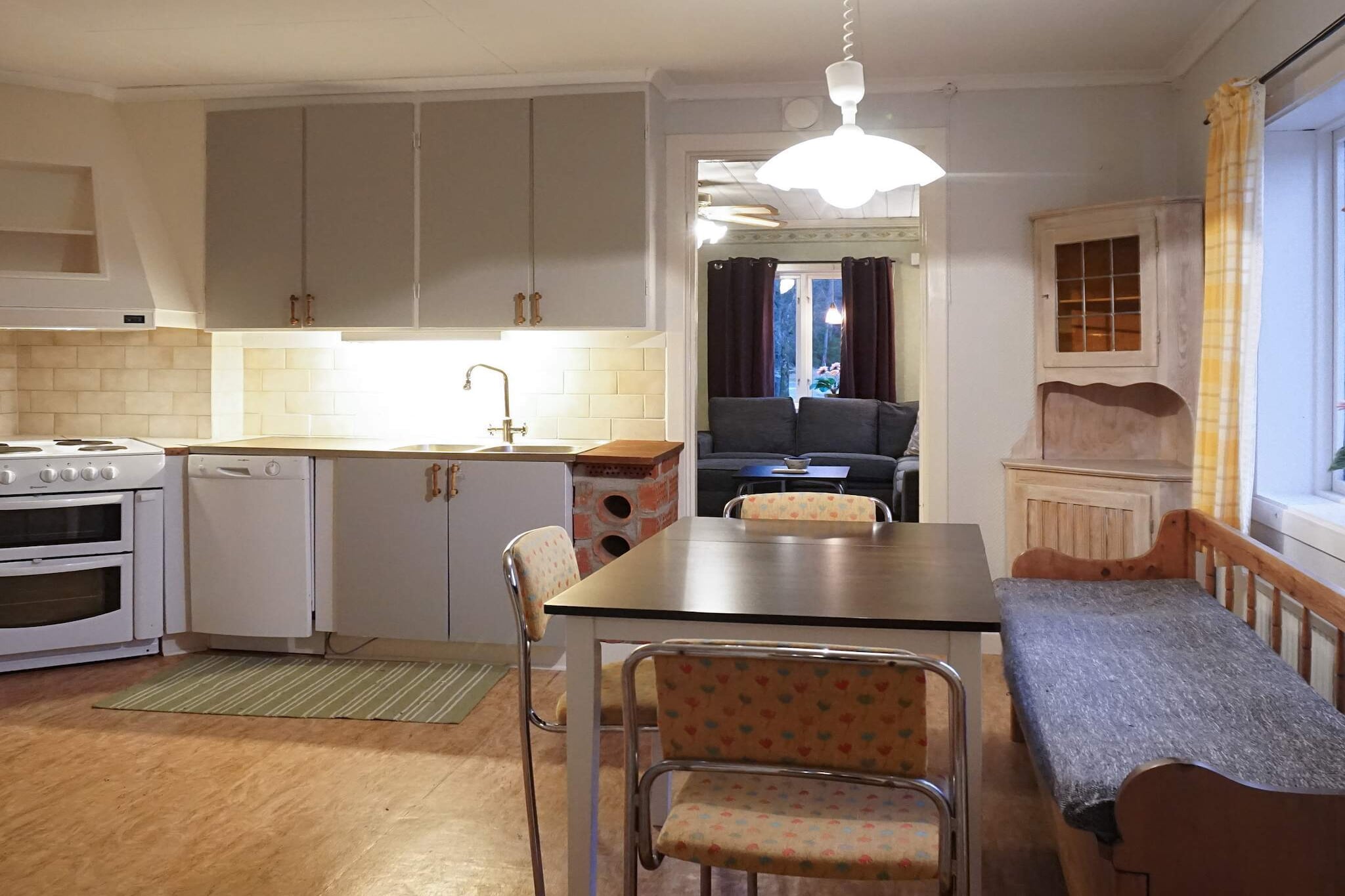 Kitchen(cooker(electric), hood, coffee machine, microwave, dishwasher, fridge-freezer, water from well), Living/bed room(TV(swedish TV channels)), bedroom(2x single bed), bedroom(2x single bed), bathroom(washbasin, shower, toilet, washing machine), terrace(garden furniture, BBQ), garden, parking, geothermal energy, air to air heatpump