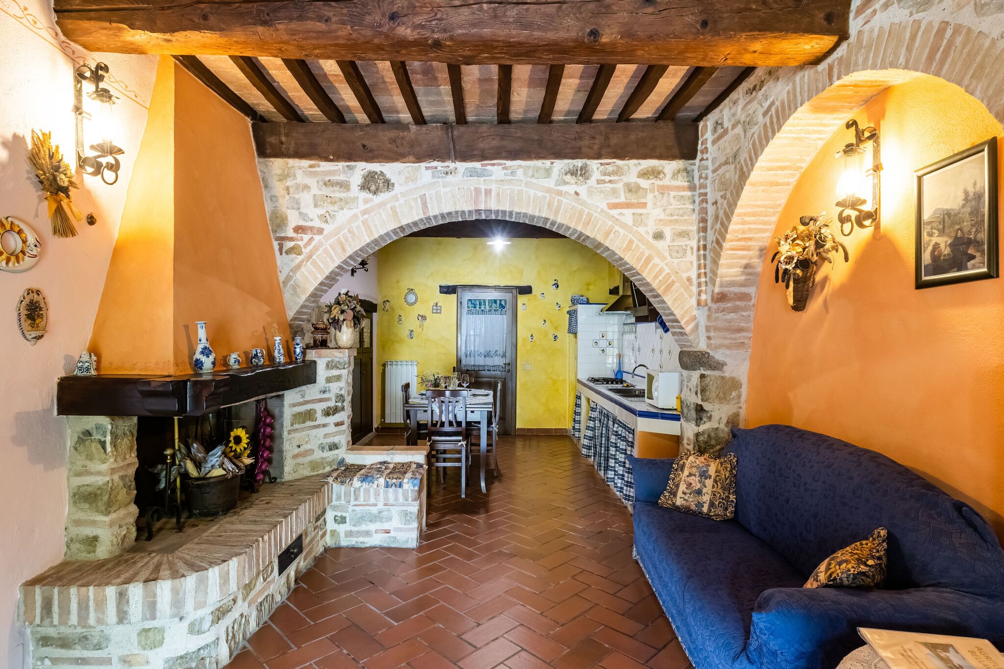 Romantic apartment in Seggiano with private terrace