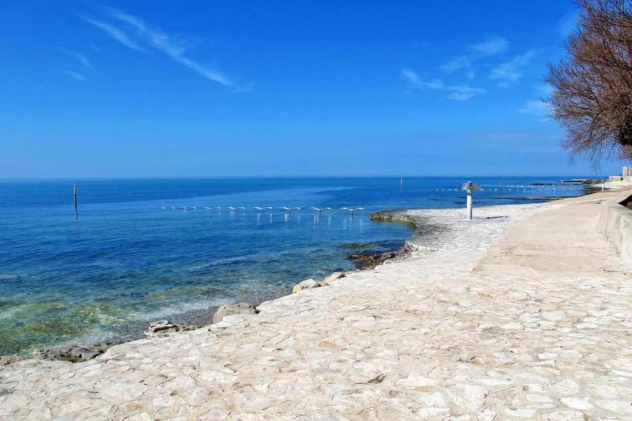 Villa Tin-Gebieden zomer 20km