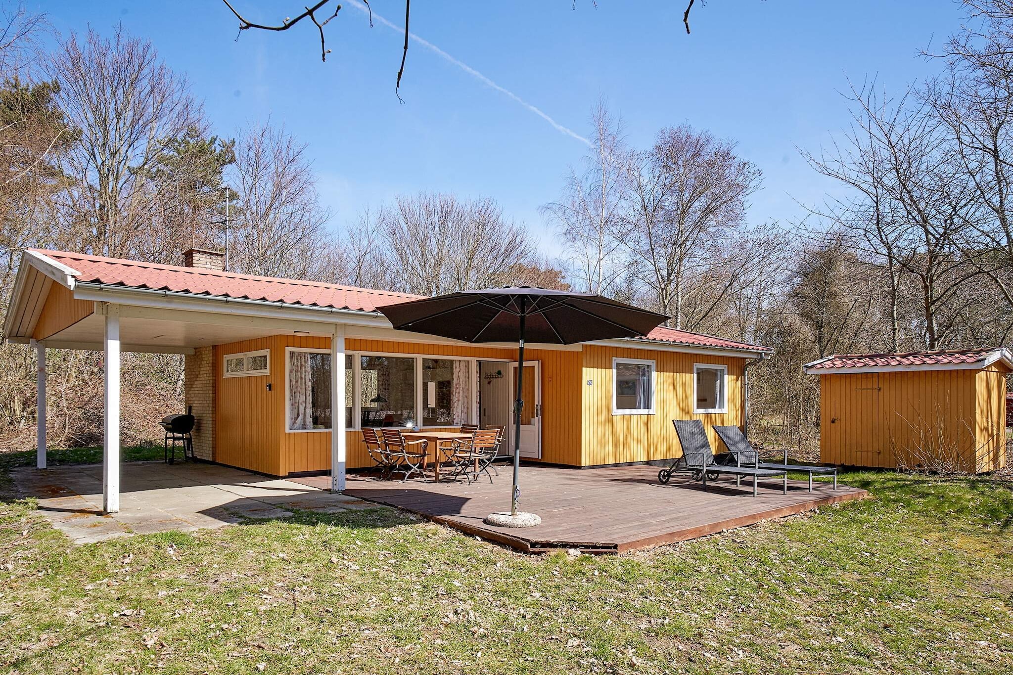 Bright Retreat by the Beach
