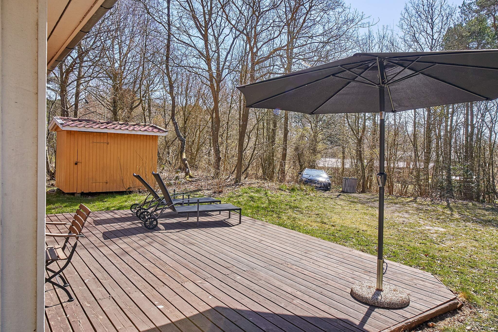 Een zonnig toevluchtsoord aan het strand - Uitzicht