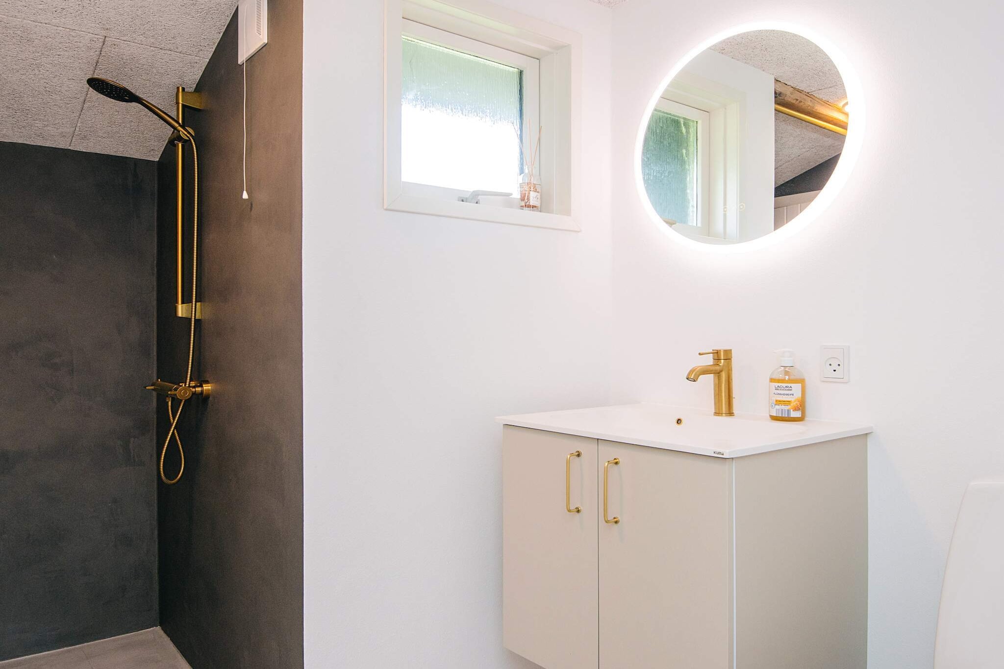 Retraite rénovée avec piscine - Intérieur