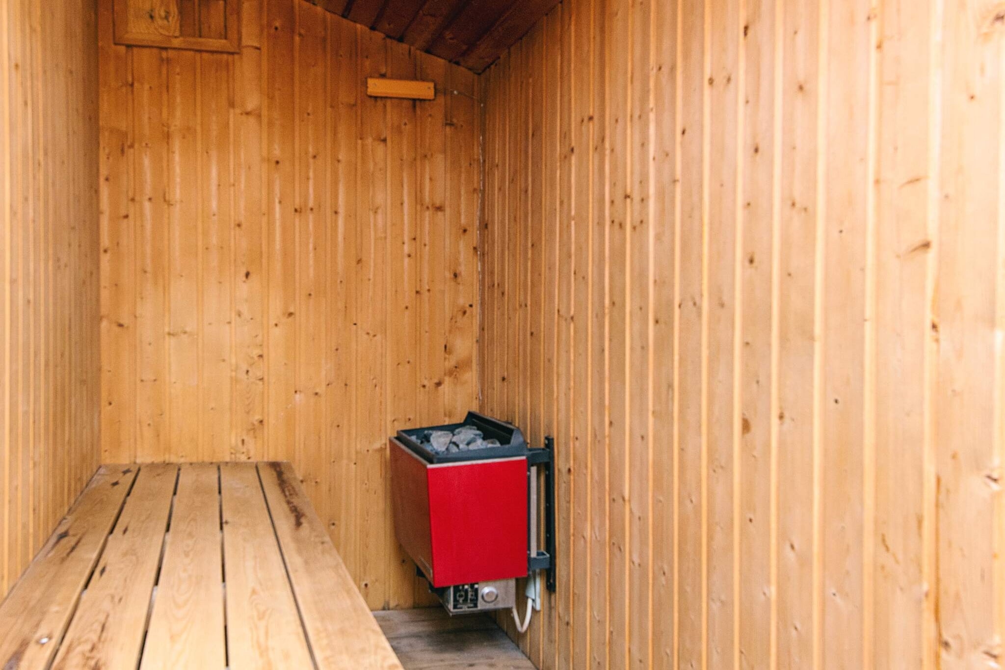 Retraite rénovée avec piscine - Sauna