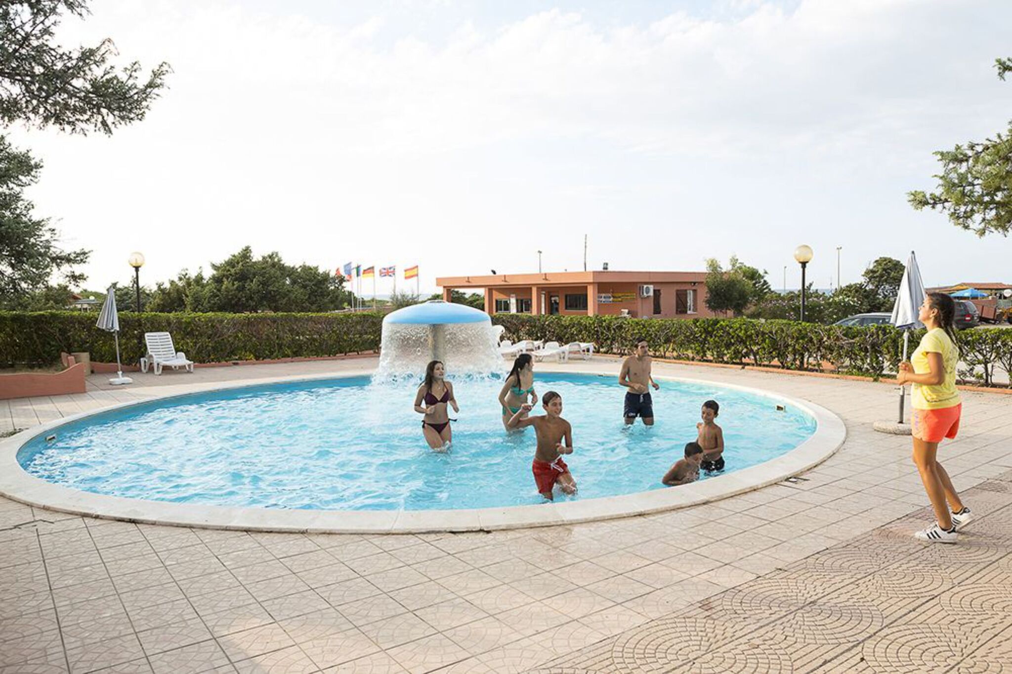 Mobil-home accueillant à Sorso avec piscine commune