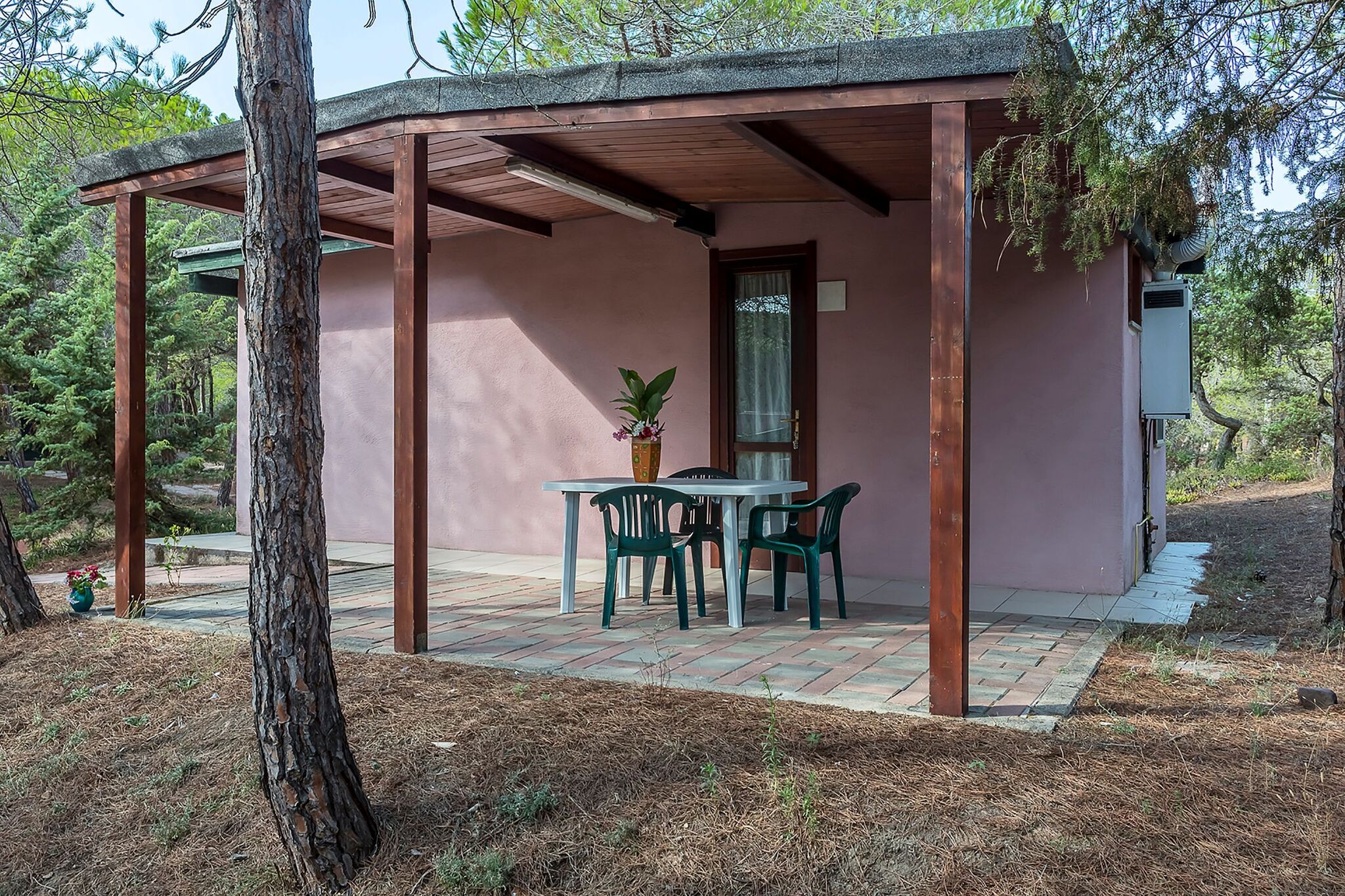 Comfortable mobile home in Sorso with garden