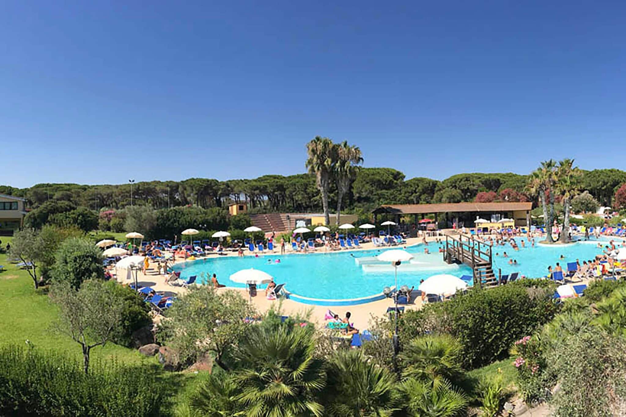 Kleine villa op Sardinië met zwembad en zee op loopafstand