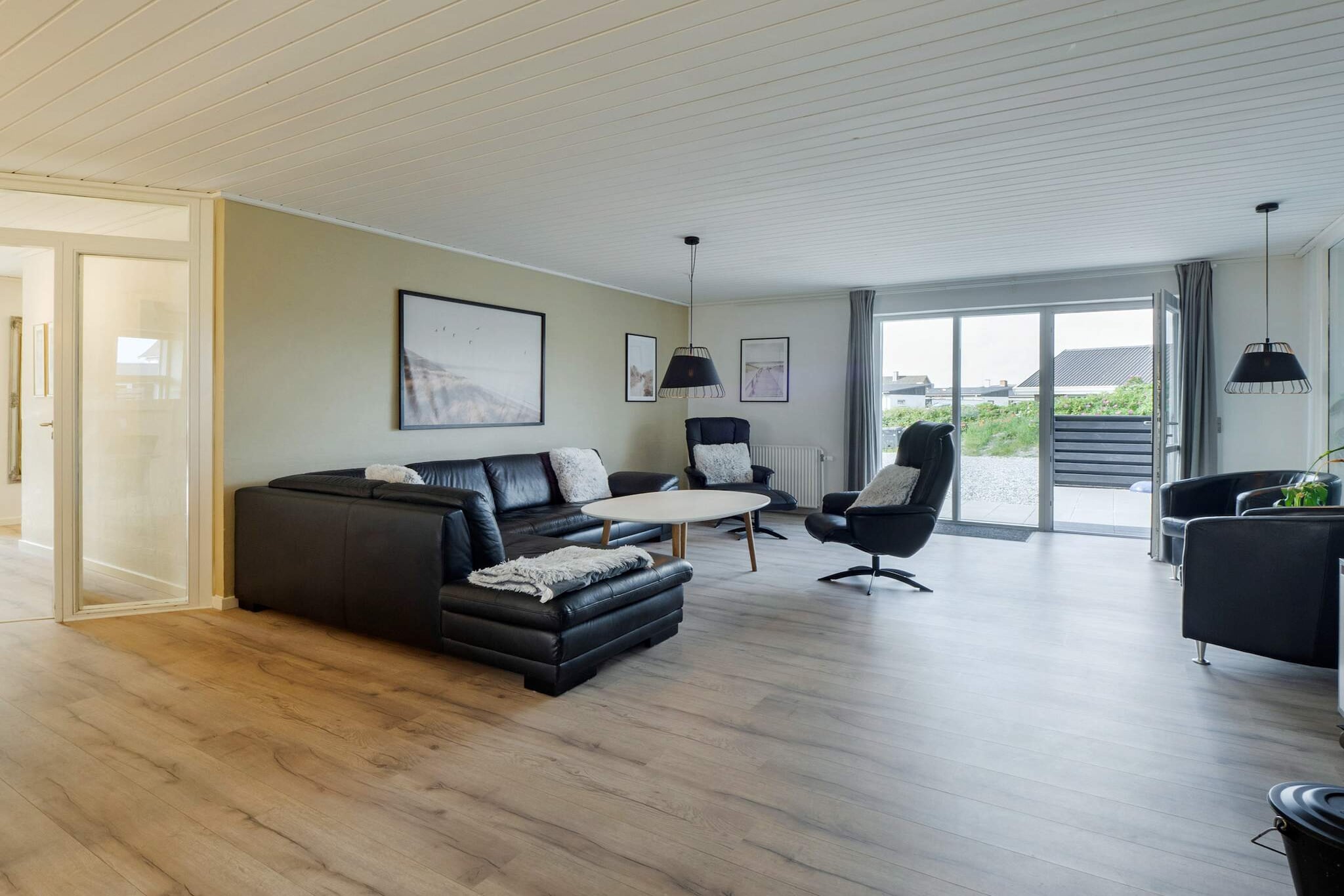 Gerenoveerd vakantiehuis met zwembad - Binnen