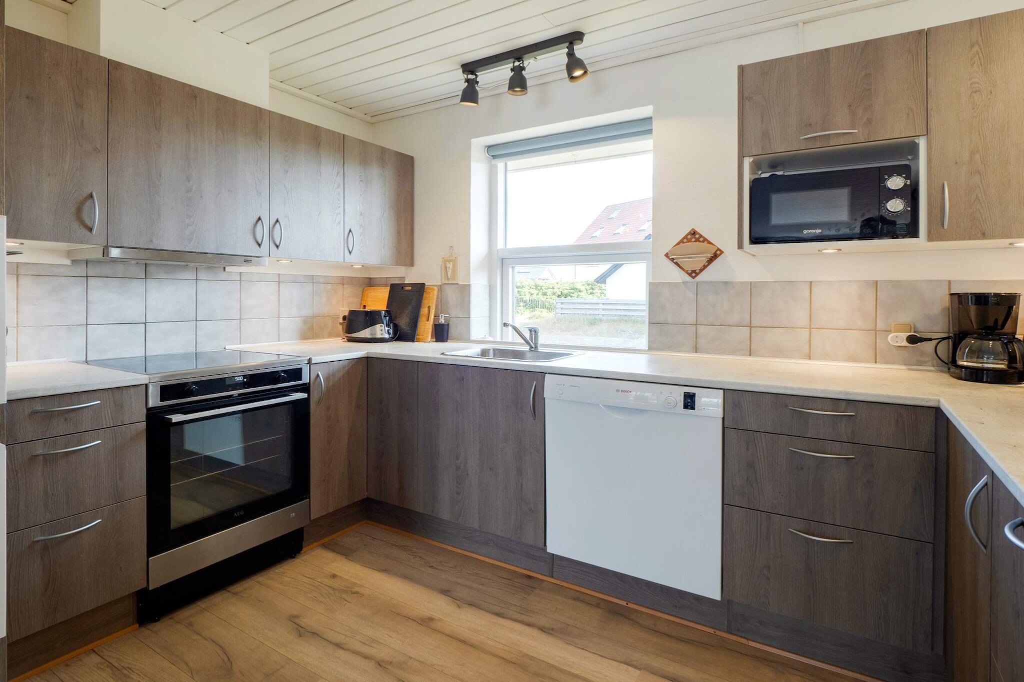 Gerenoveerd vakantiehuis met zwembad - Binnen