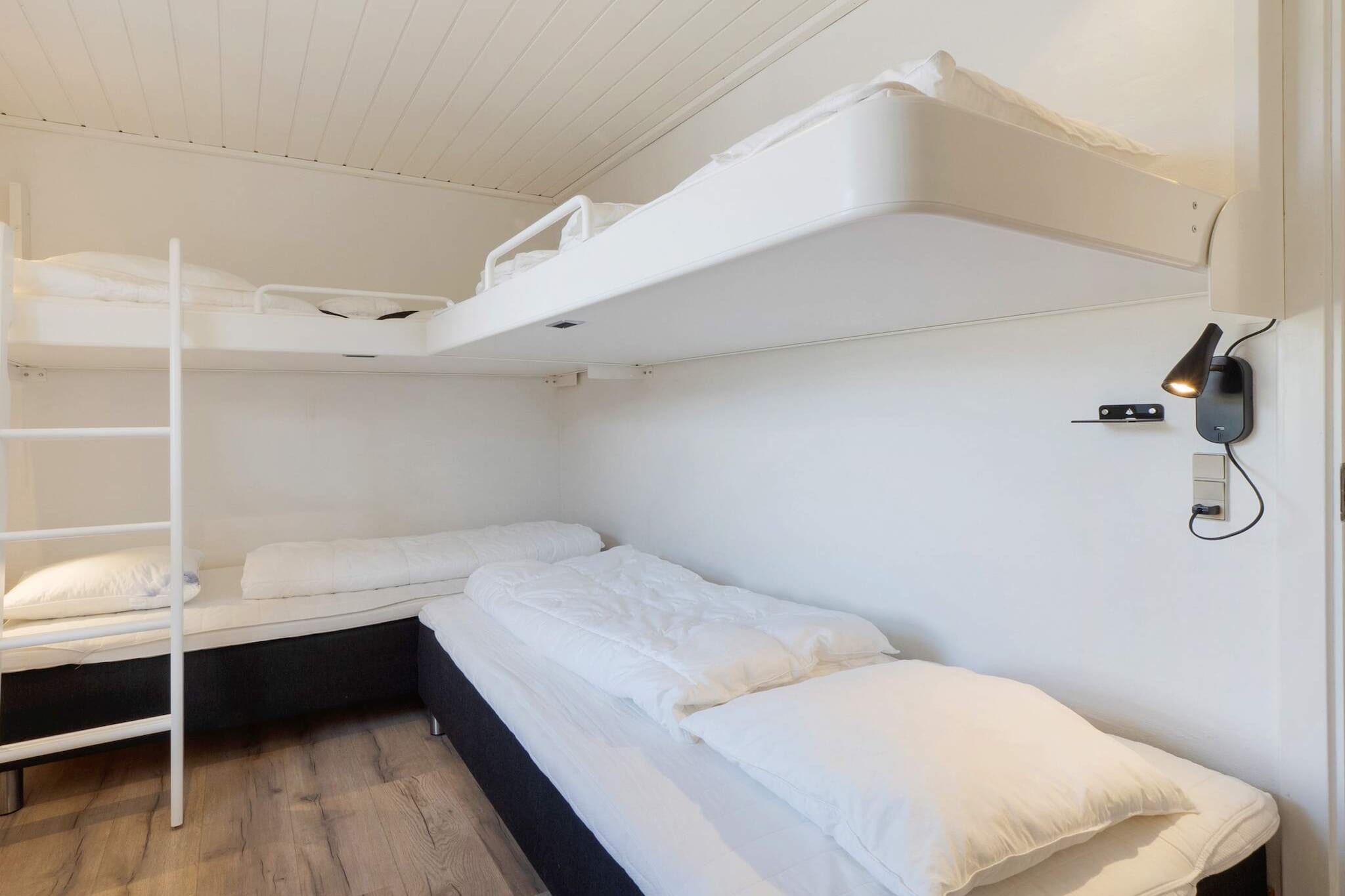 Gerenoveerd vakantiehuis met zwembad - Binnen