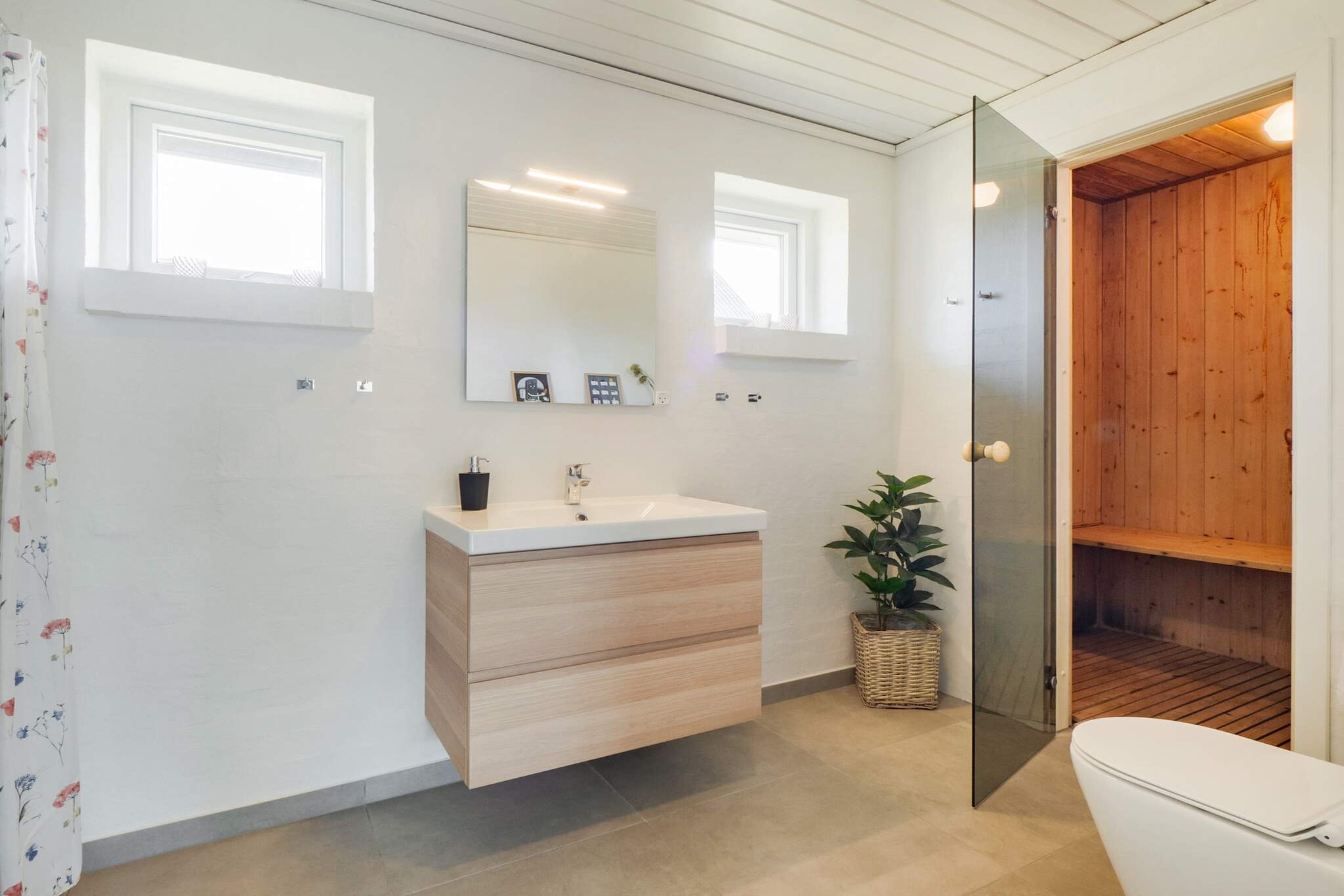 Gerenoveerd vakantiehuis met zwembad - Binnen