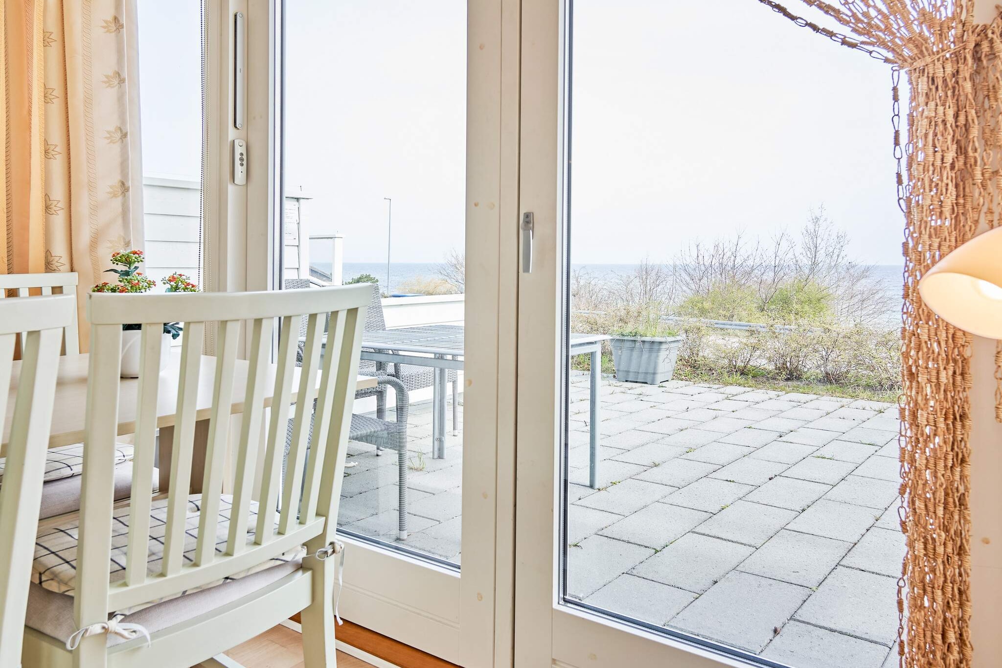 Verblijf aan de kust met uitzicht op de Oostzee. - Binnen