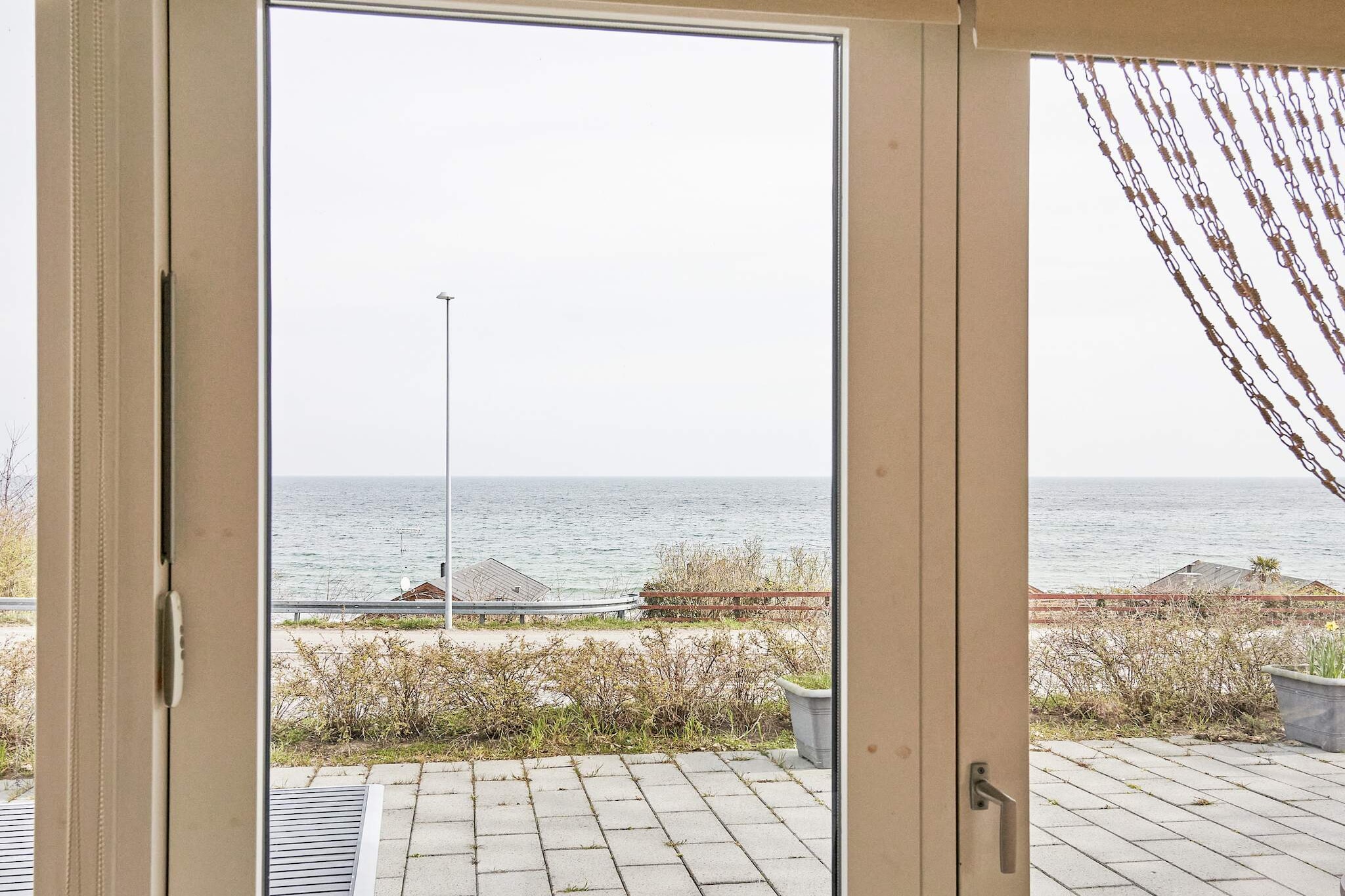 Verblijf aan de kust met uitzicht op de Oostzee. - Binnen