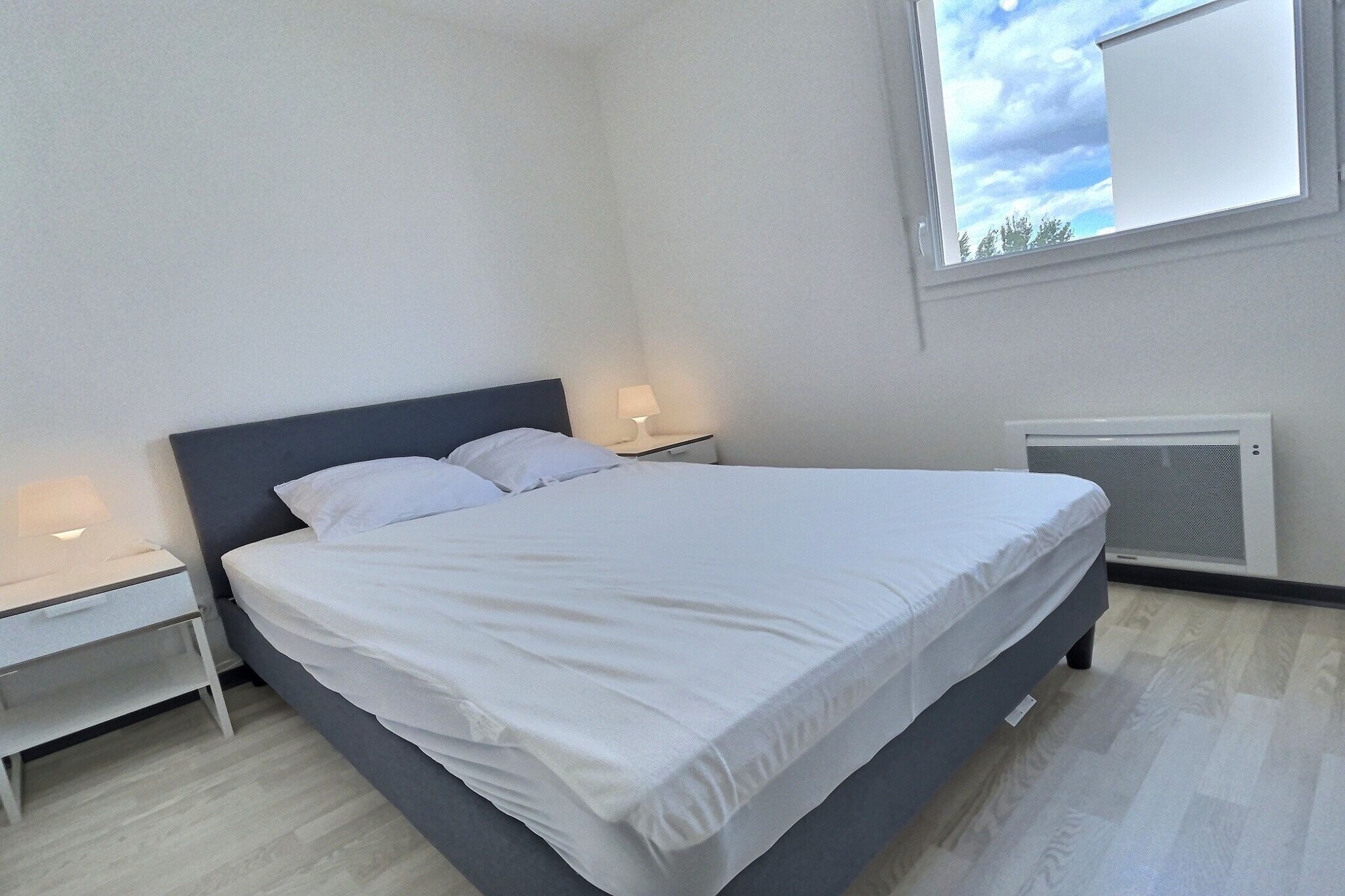 This comfortable maisonette is located in Résidence La Dune. It is located at 3 km from the centre of Valras-Plage and only 400 m from the vast sandy beach of Valras-Plage.
The maisonette features a furnished living room with air conditioning. The fully equipped kitchen includes a dishwasher and an electric coffee machine. The maisonette has three bedrooms (one or two with a double bed and one or two with bunk beds or two single beds), two bathrooms with shower and WC (separate). Several rooms are located on the first floor.
The maisonette features a terrace/garden with seating. The gardens of the maisonettes have artificial grass, young plants and wooden fences that provide privacy. There is a parking space reserved for your car in the central car park.
In Résidence La Dune, you can book various studios, apartments and maisonettes for two to ten people.
Important! The pool will open at the end of May 2023.