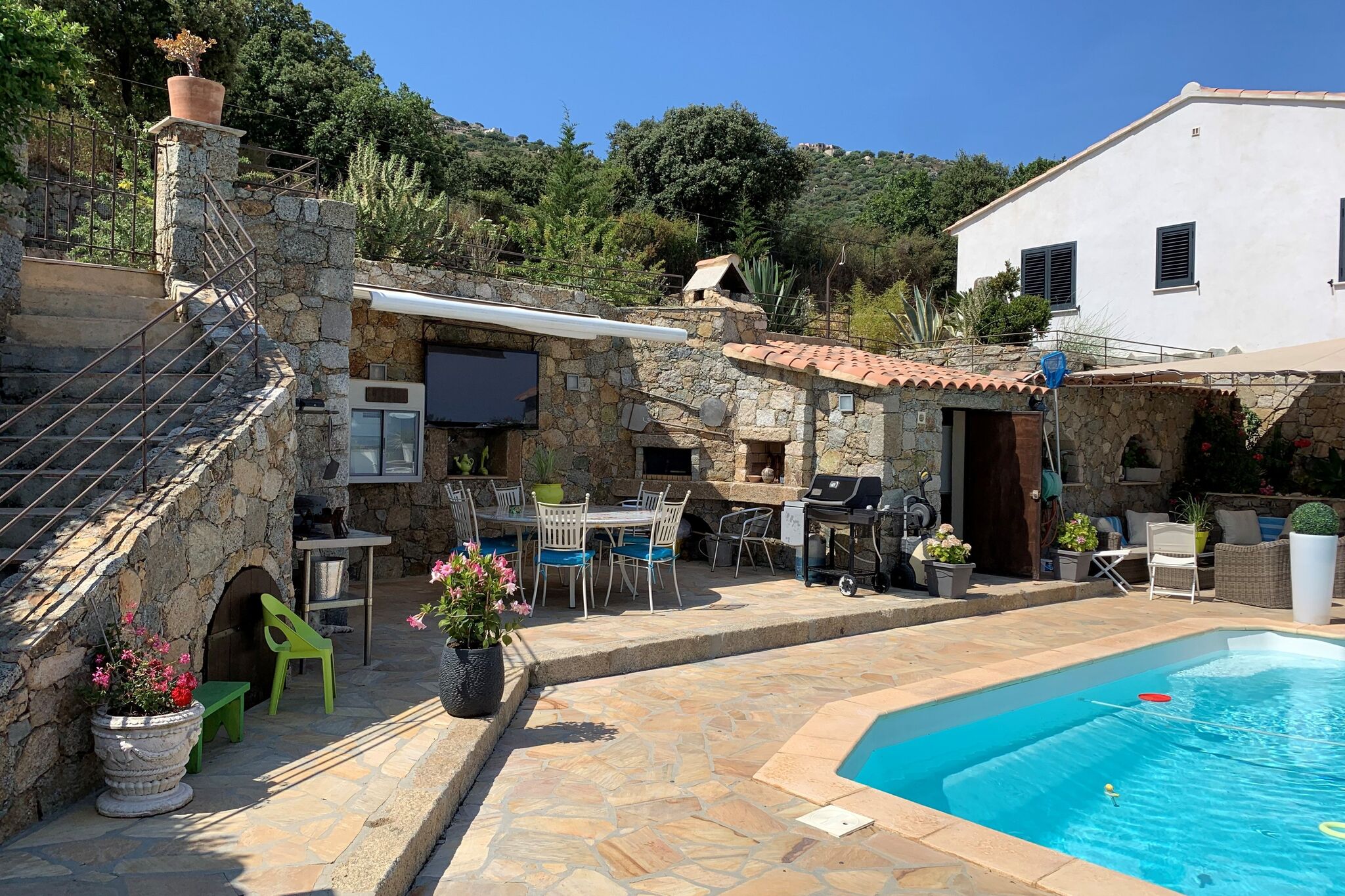 Ferienhaus mit Meerblick in Corbara mit privatem Pool