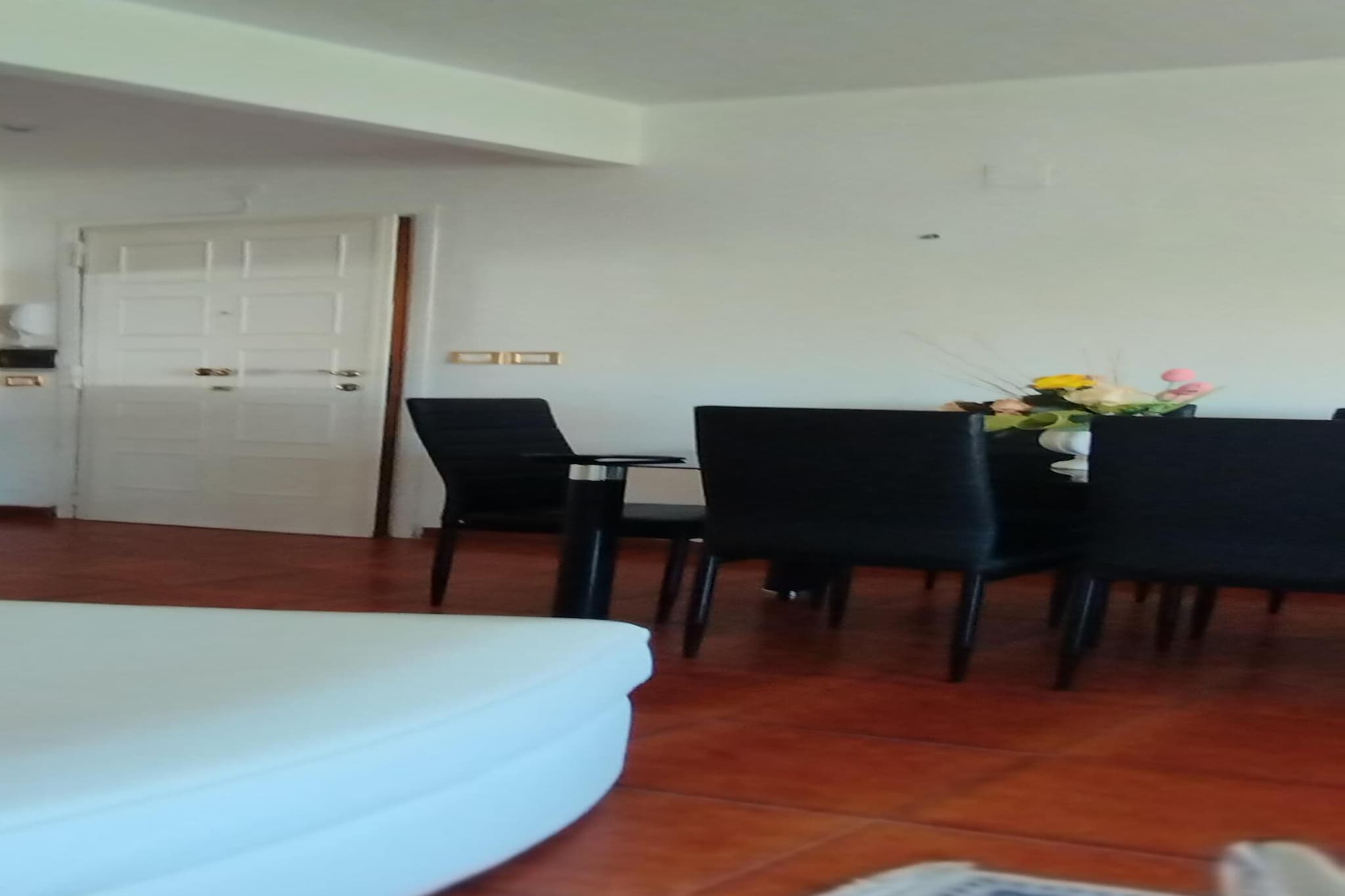 Tina Apartment-Eetkamer