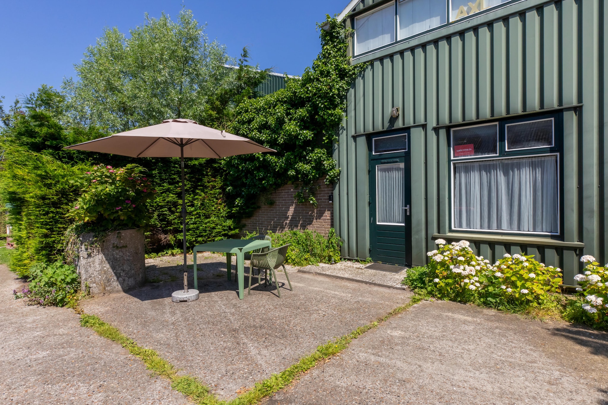 Peaceful Retreat near Zeeland Beach