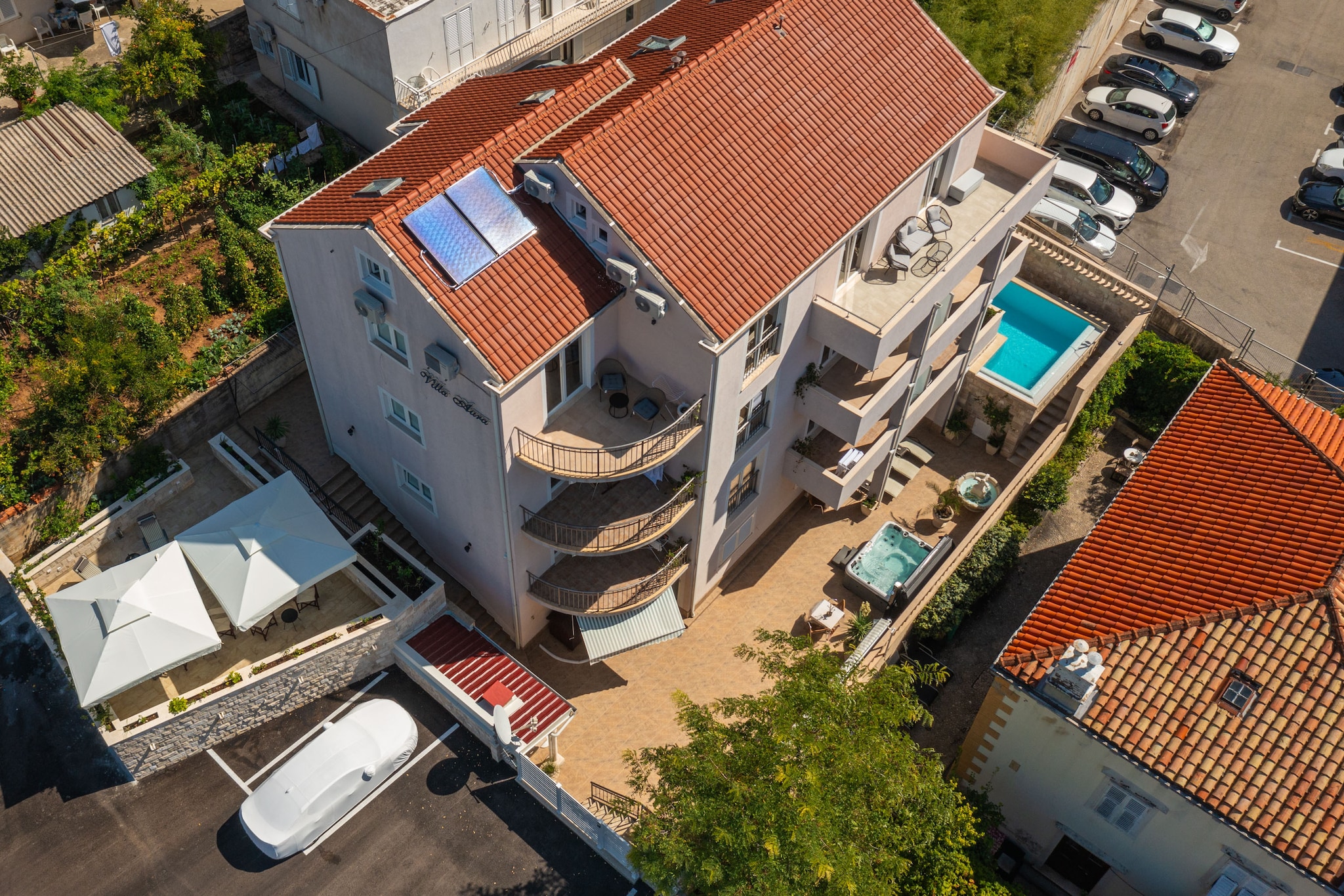 Apartments Villa Aura - Comfort Studio Apartment 8 with shared swimming pool-Uitzicht