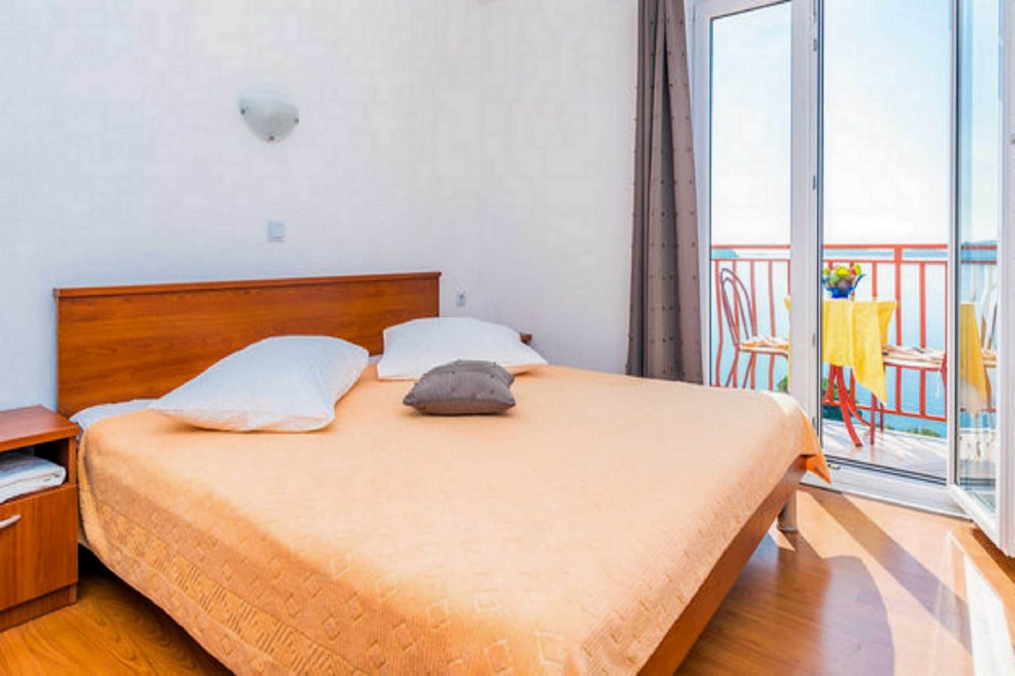 Guest House Fontana -  Studio Apartment with Sea View (2 Adults)