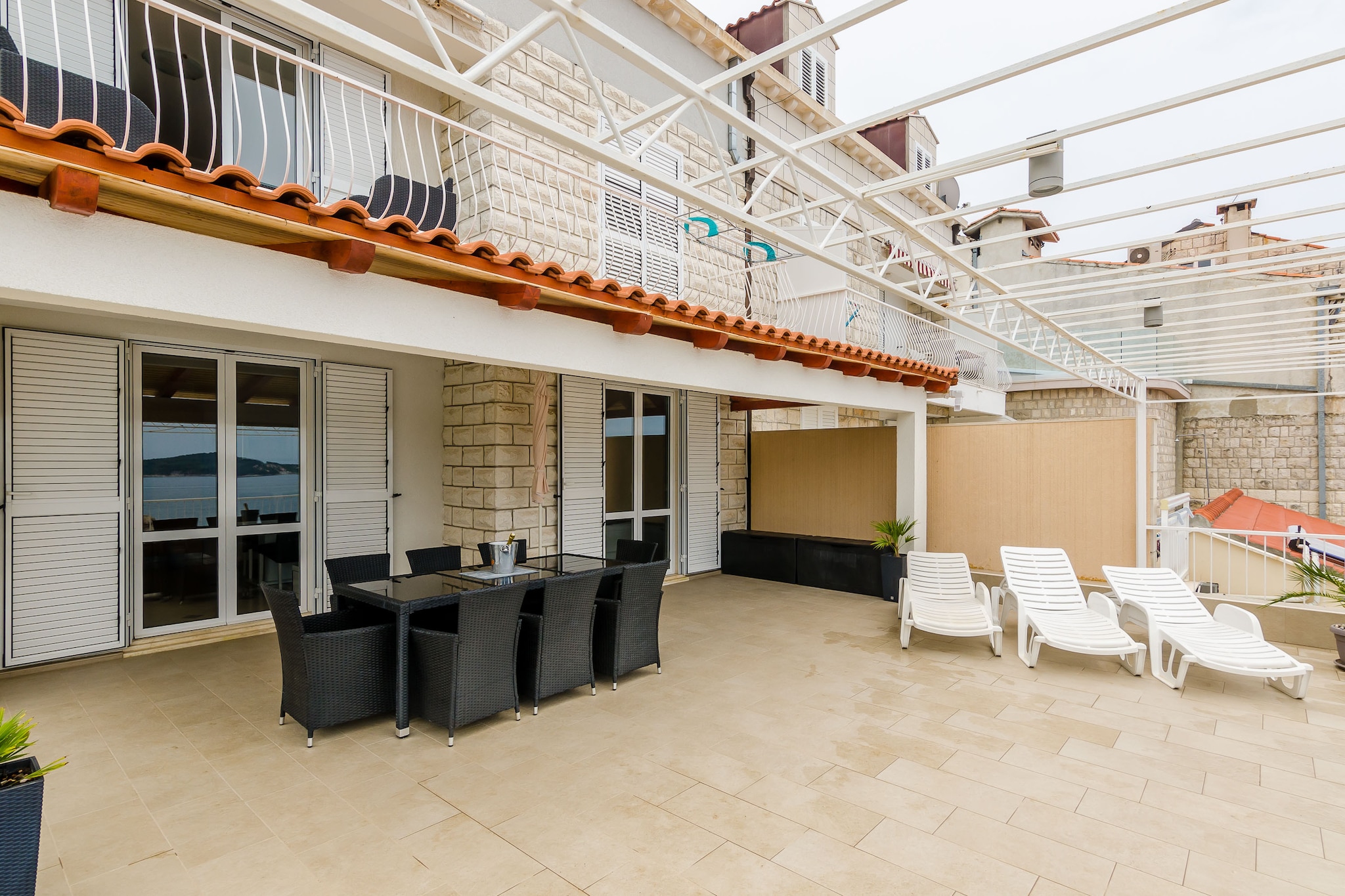 Apartment Franceska -Two-Bedroom Apartment with Terrace and Sea View-Terrasse