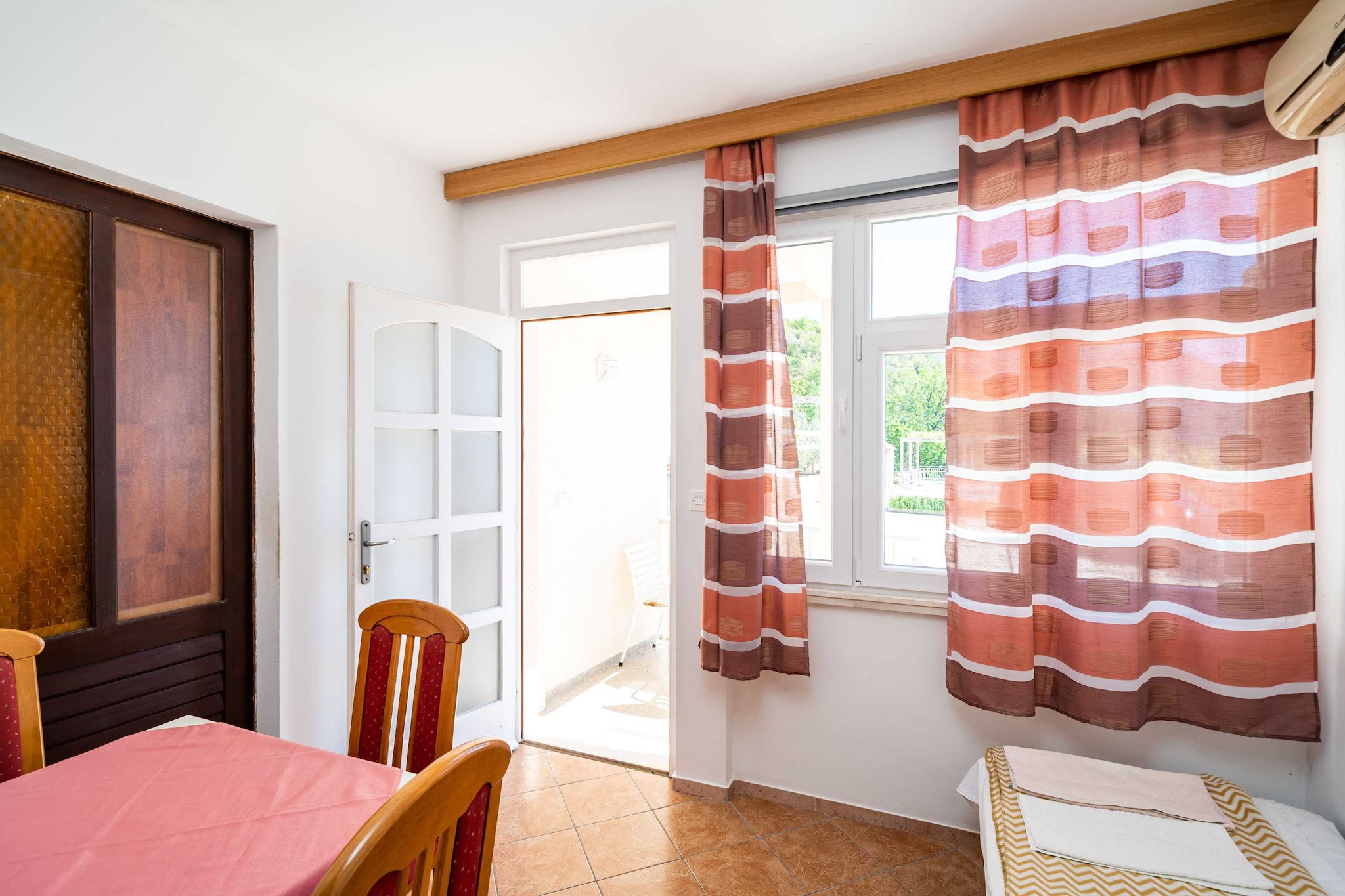 Apartments Klis -Studio Apartment with Terrace - 2 (B)