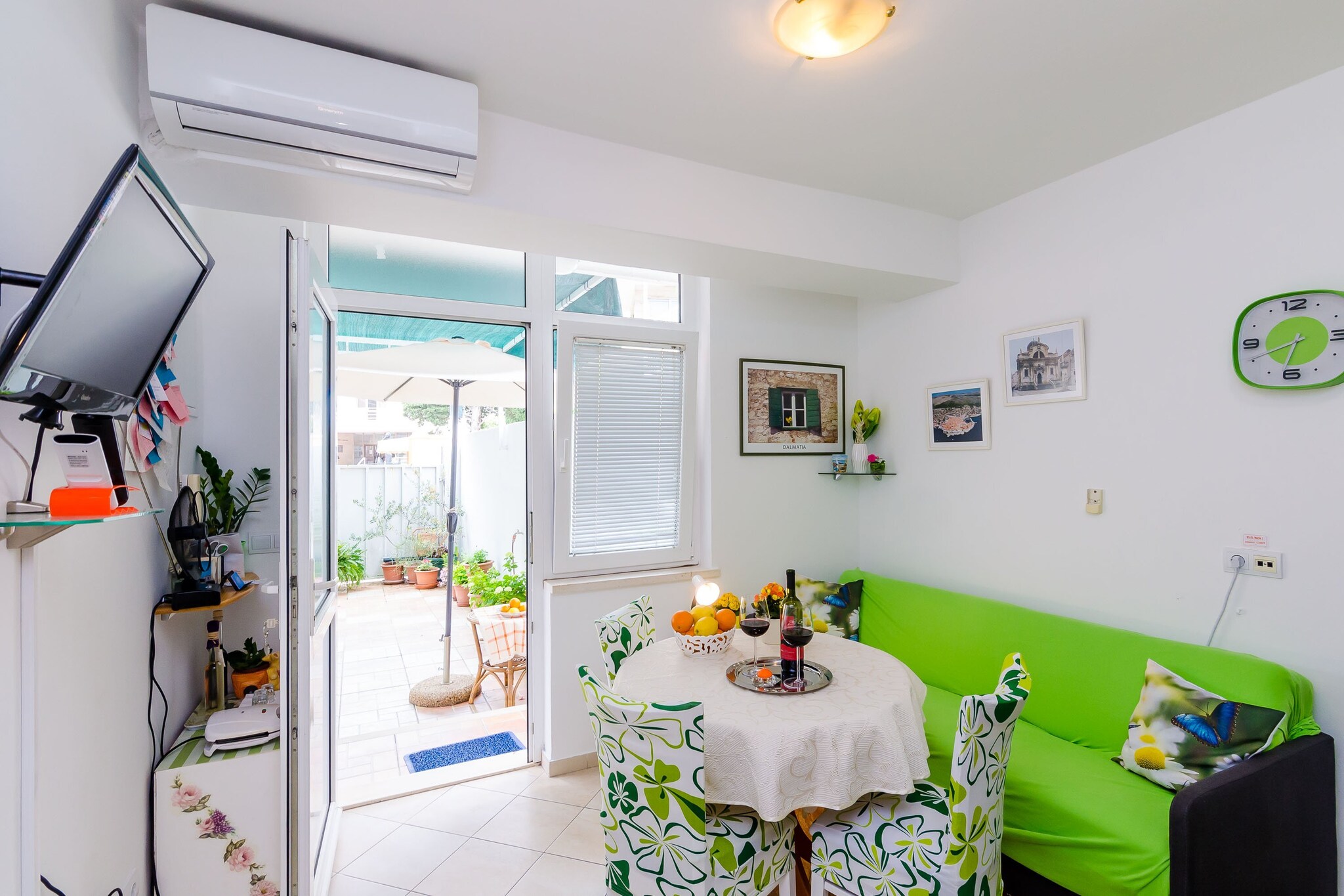 Apartments Captain - One Bedroom Apartment with Terrace (3 Adults)