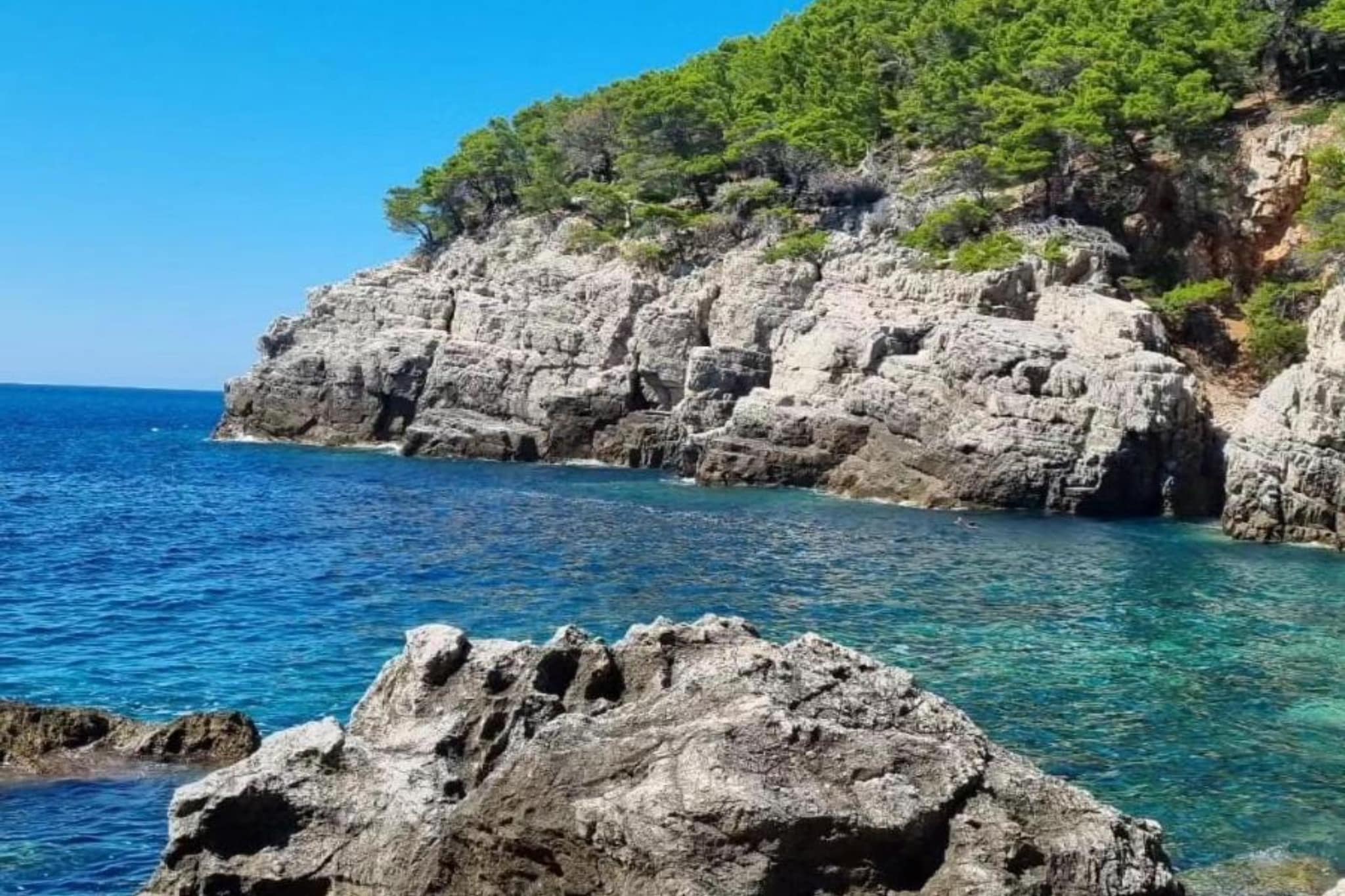 Apartments Franka Saplunara-Double Room with Terrace and Sea View-Sfeer