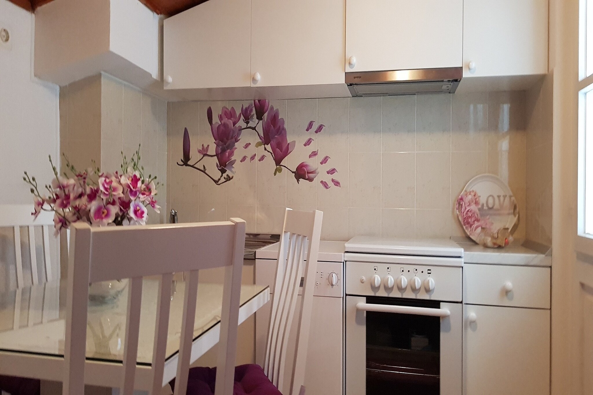 Apartment Little Star offers accommodation in beautiful Historic Old Town of Dubrovnik, surrounded by magnificent walls and historic details. The apartment will provide you with a furnished terrace, equipped kitchen, dining area and private bathroom.

Apartment Little Star features flat screen SAT TV and air conditioning. Kitchen is well equipped with stove, oven, refrigerator, kettle, coffee maker, toaster, dishwasher and dining area. Bathroom comes with bathtub, hair dryer and free toiletries. Baby cot and washing machine are provided.  On their disposal guests will also have attractive and compact terrace with sea view.

Property is located just 600 m away from the popular beach Banje, with many more of them in surrounding area and beautiful island Lokrum just a 15 minute boat ride away. There is an open-air green market and other shops within walking distance, as well as a bakery, banks and ATMs, cafes, bars and restaurants with local and other cuisines. Famous night club Revelin, located inside the old fort, is just 250 meters away. There is no need for public transit while you're staying here, but if you want to see other parts of the town, for example peaceful Lapad Bay, you can get there in a 15 minute drive. Taxi and bus station are 10 minute walk away from the property.

Bus stop is 350 m away from the property, while the ferry port, connecting Dubrovnik with various islands is at 3 km distance. The Main bus station is 3,5 km away.