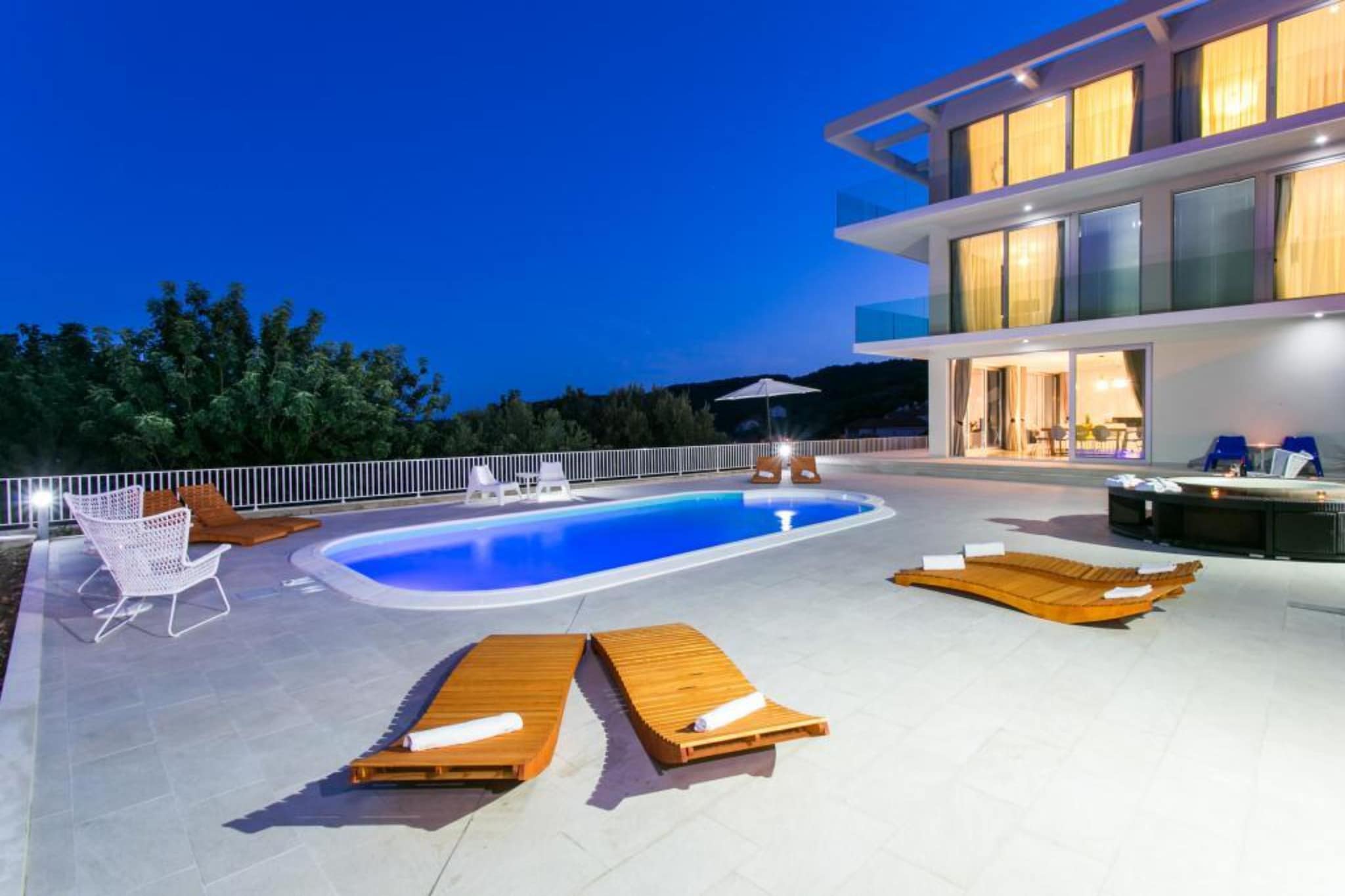 Villa Dupcic - Five-Bedroom Villa with Private Pool and Sea View-Piscine