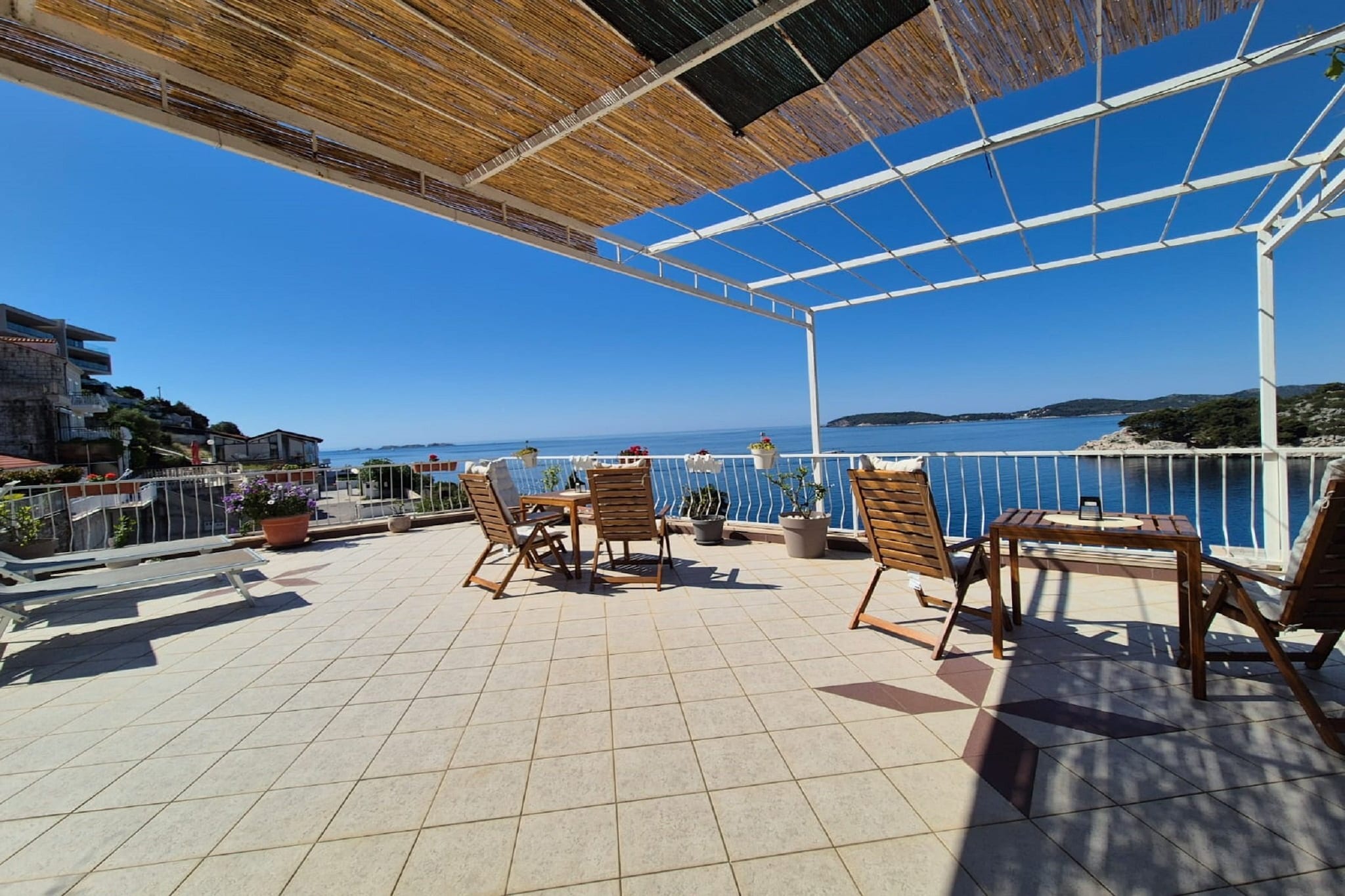 Apartments Matea - One-Bedroom Apartment with Sea View - (Štikovica) - Terrasse
