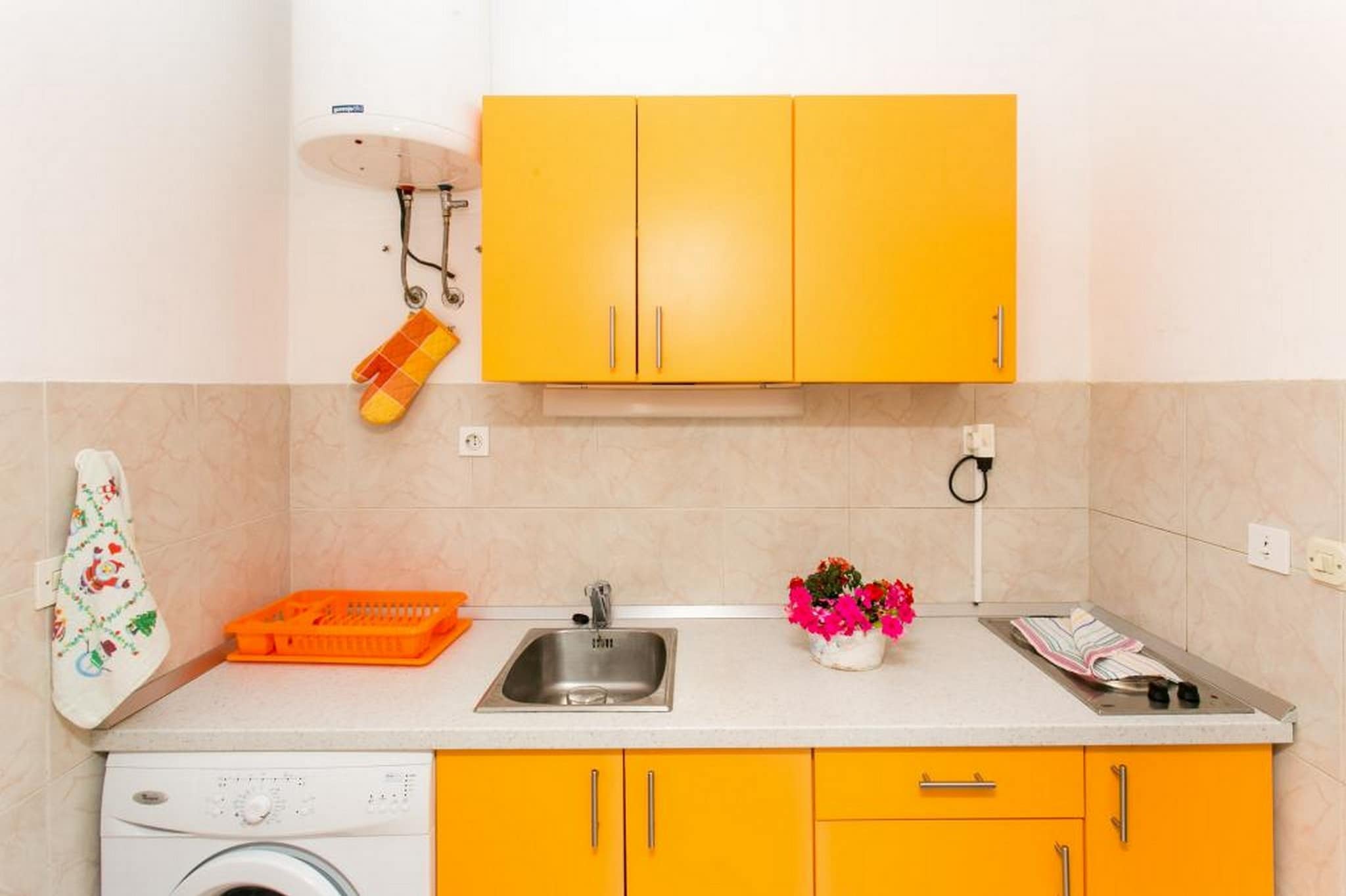 Apartments Elelu - Two-Bedroom Apartment with Terrace-Keuken