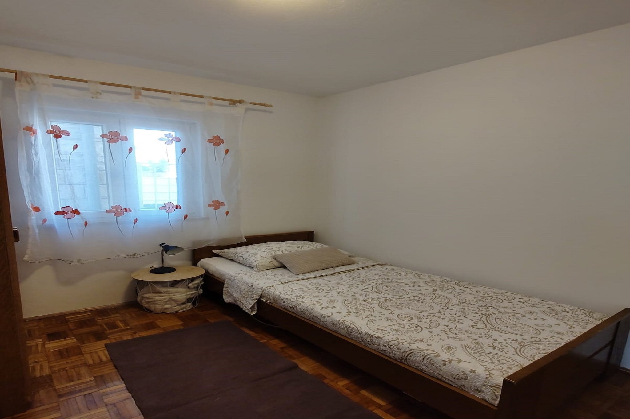 Apartment Angelina - Three Bedroom Apartment with Balcony and Sea View-Slaapkamer