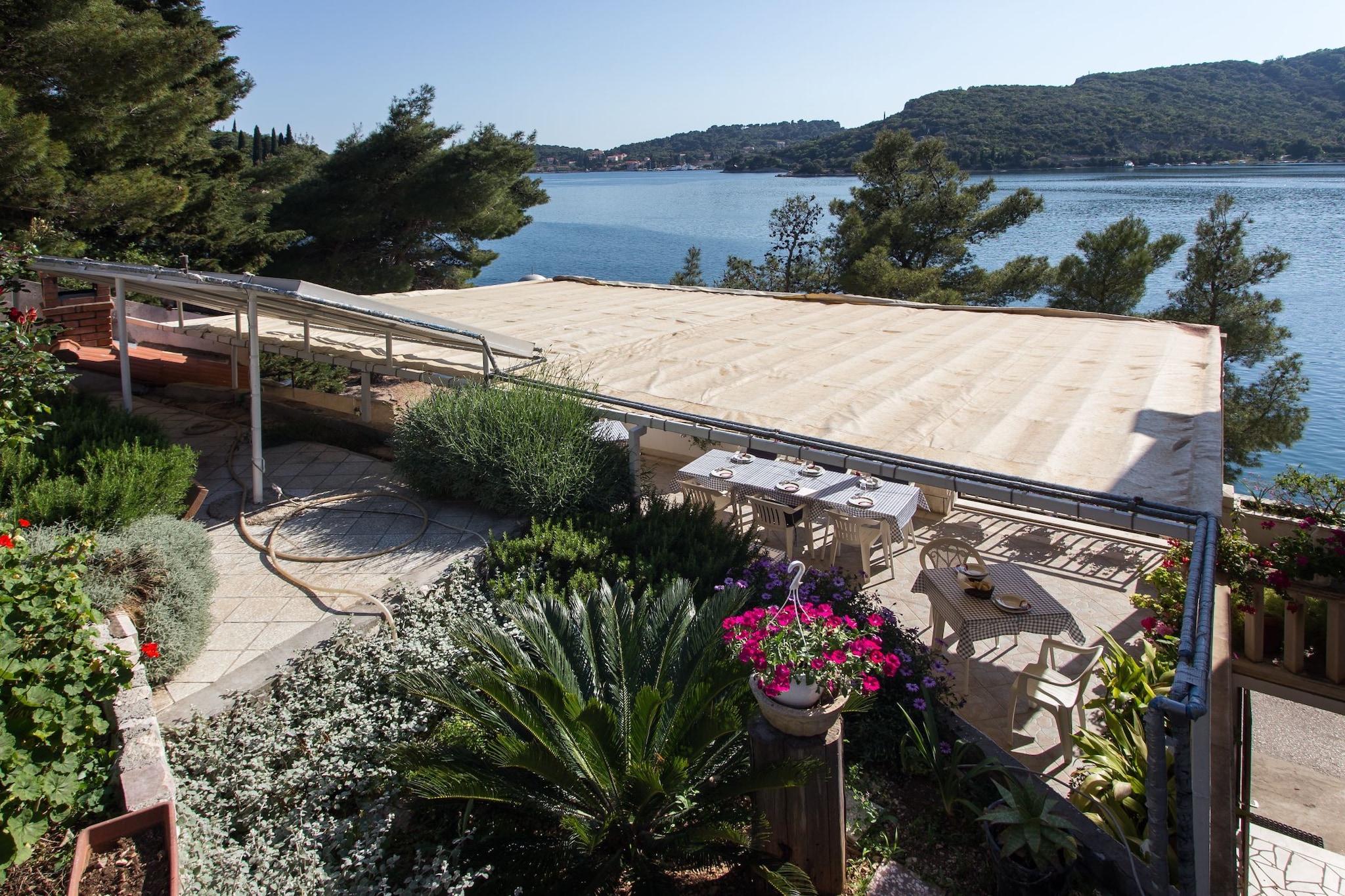 Villa Malfi - Standard Double Room with Sea View (S3)-Buitenlucht