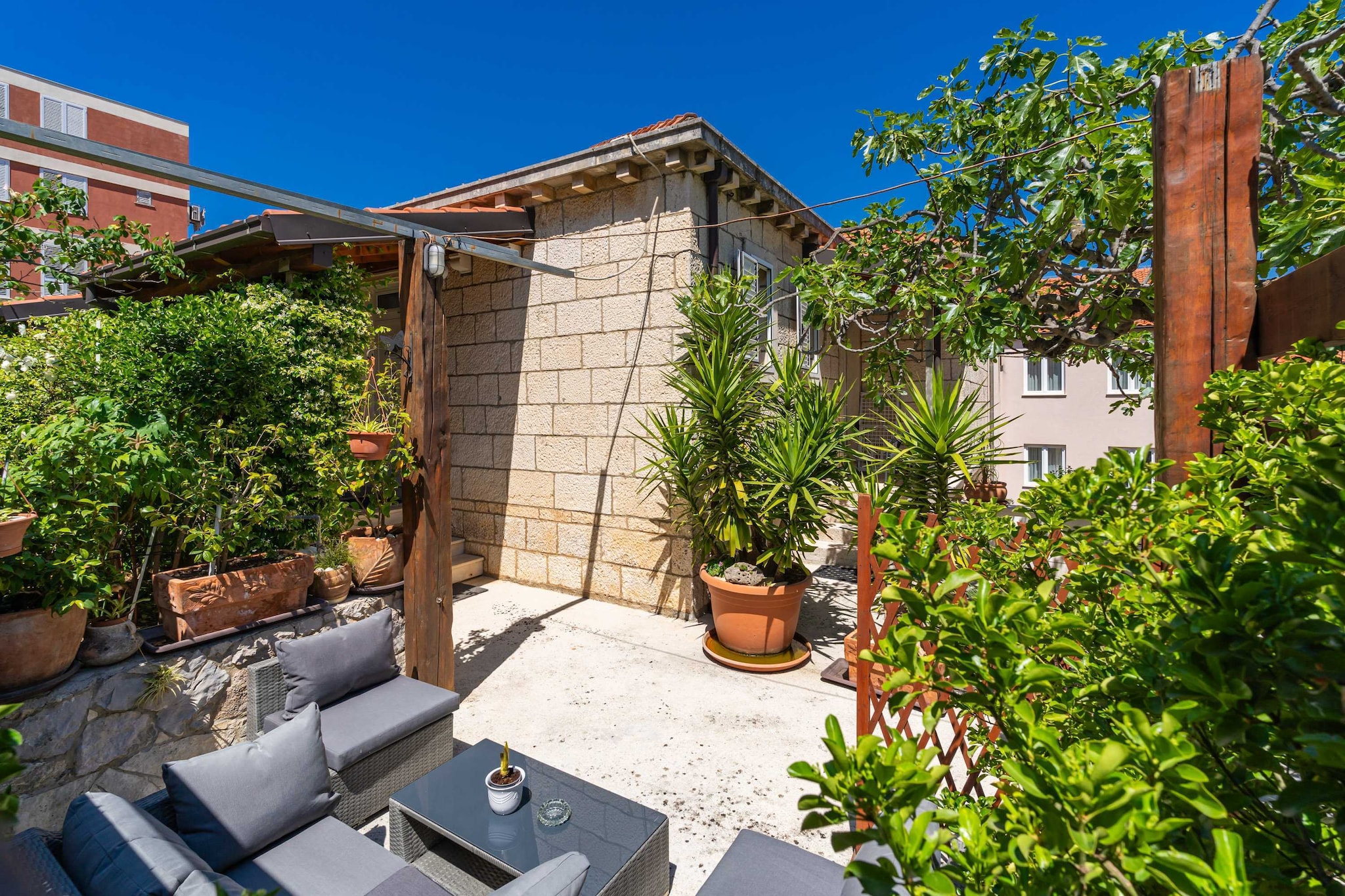 Apartments and Room Frane - Studio with Terrace-Terras