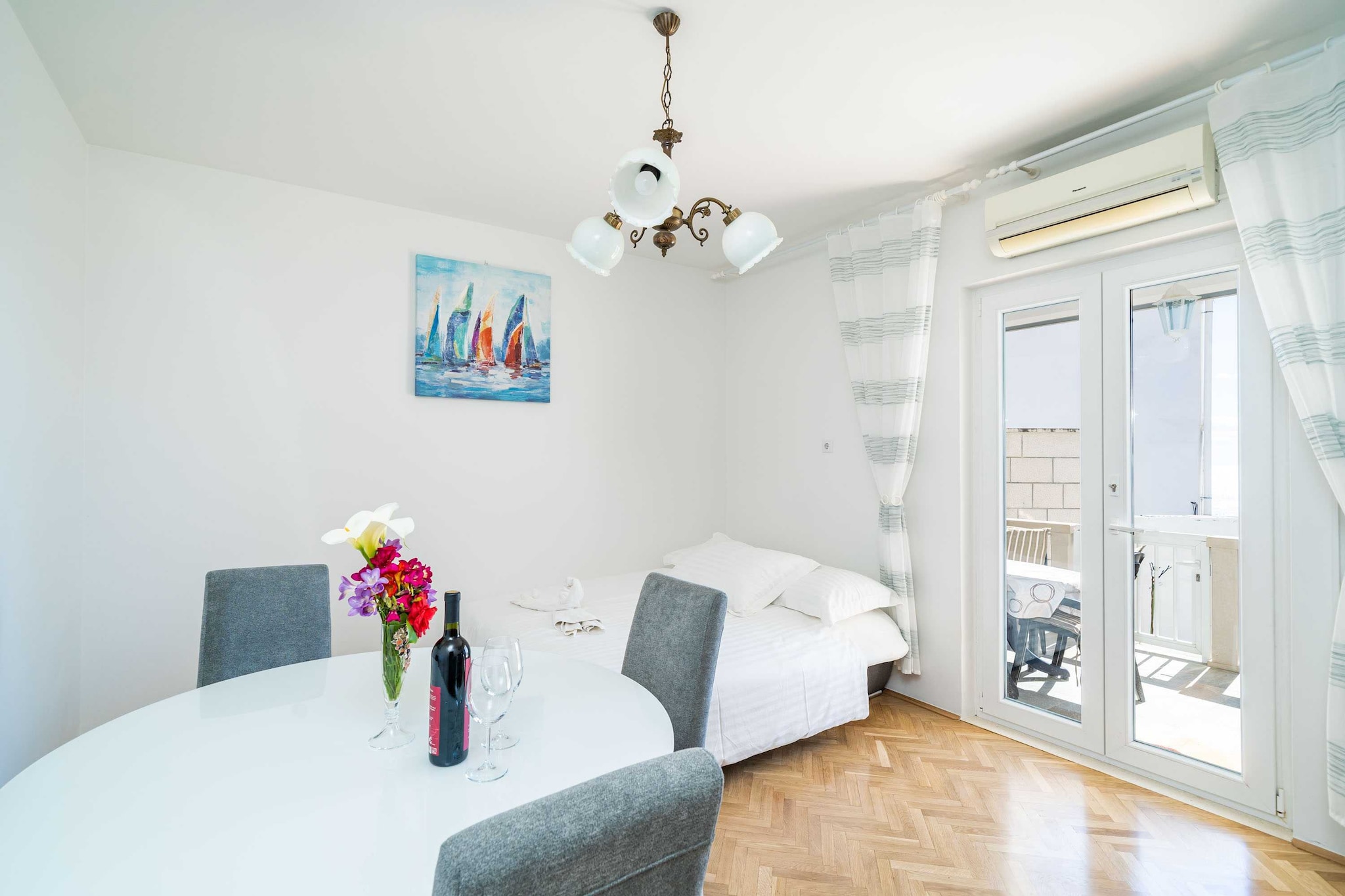 Apartment Debos - One-Bedroom Apartment with Balcony and Sea View