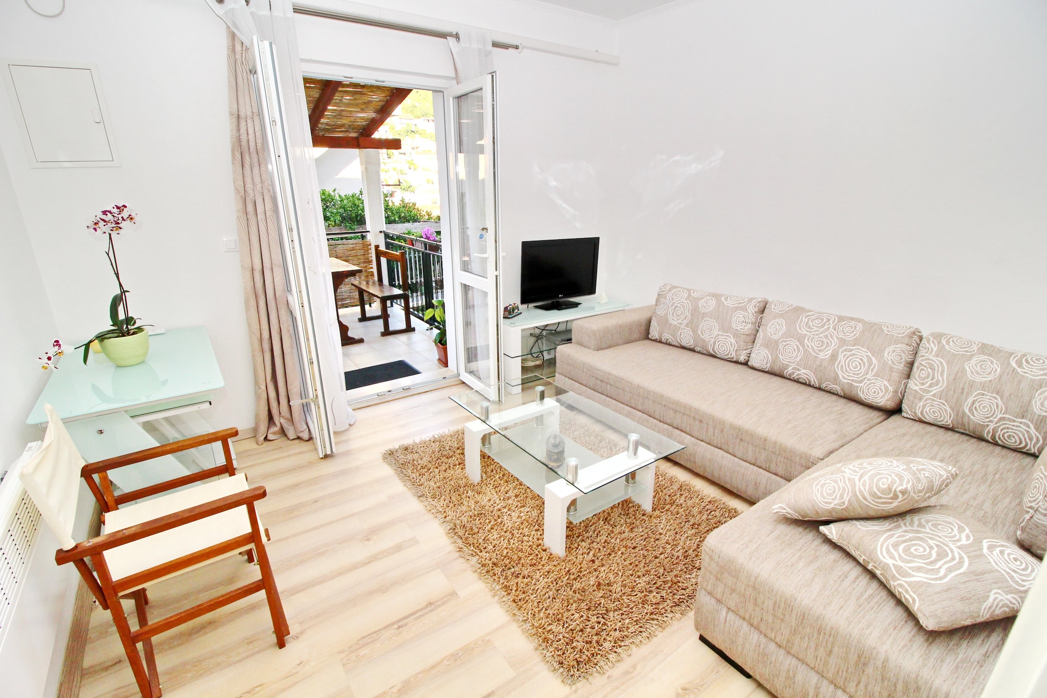 Apartment Wish Vela Luka - One-Bedroom Apartment with Terrace-Woonkamer