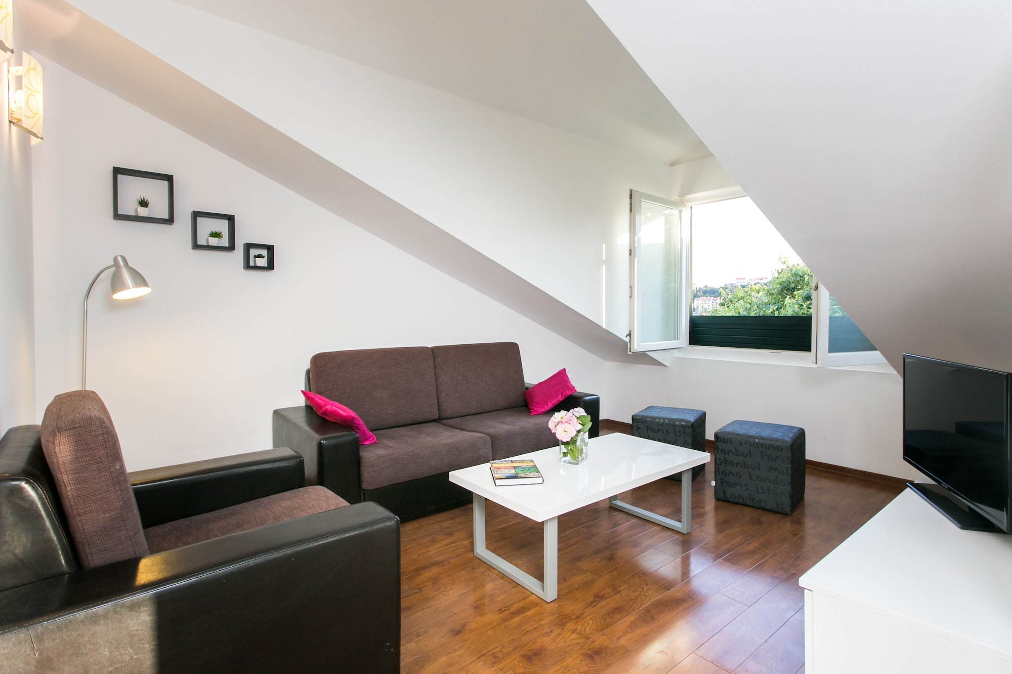 Apartment Marlo is located in the Gruž area of Dubrovnik just 2 km from the Dubrovnik Old Town.  

The property offers free private parking, reservation is not required.
Baggage drop off possible both before check in and after check out.

This air-conditioned two-bedroom apartment provides a balcony and outdoor furniture. The living room comes with a flat-screen TV and seating area. A fully equipped kitchen that includes a microwave, toaster and oven with a dining area is available. The private bathroom is fitted with a shower, a hairdryer and a washing machine.

The nearest grocery store is 150 meters from the Apartment Marlo, while a restaurant can be found 400 meters away. As the accommodation is located close to the center stores, cafes restaurants, banks and bus lines to other parts of town are very close to the apartment. The lovely Lapad Bay and beautiful, historic Old Town are only a 10 minute bus ride away from Apartments Marlo.

The Main Bus Station and Dubrovnik Port are at a distance of 1.4 km and Dubrovnik Airport is 21 km away.