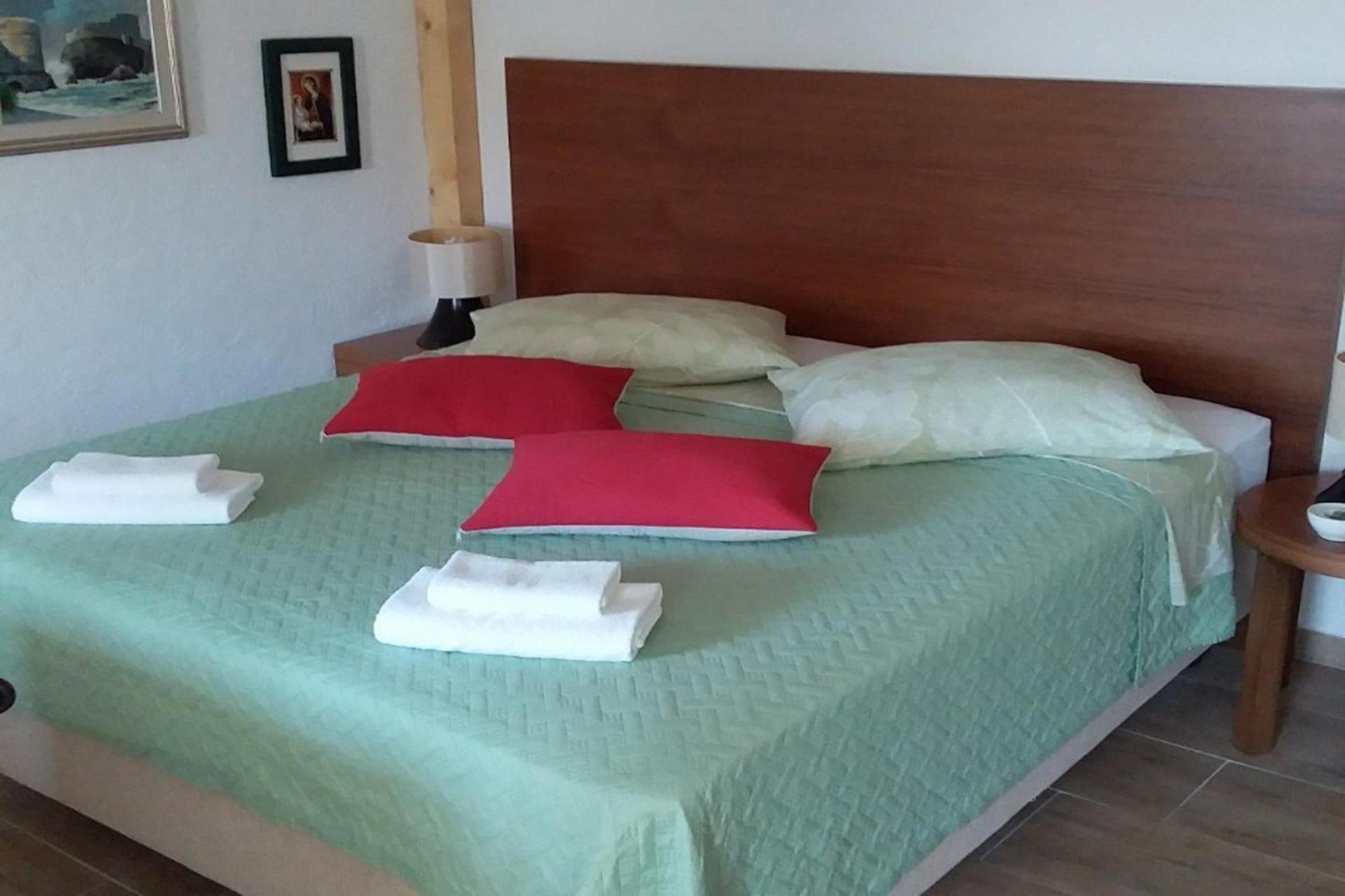 Apartment Mir - Studio Apartment with Garden View