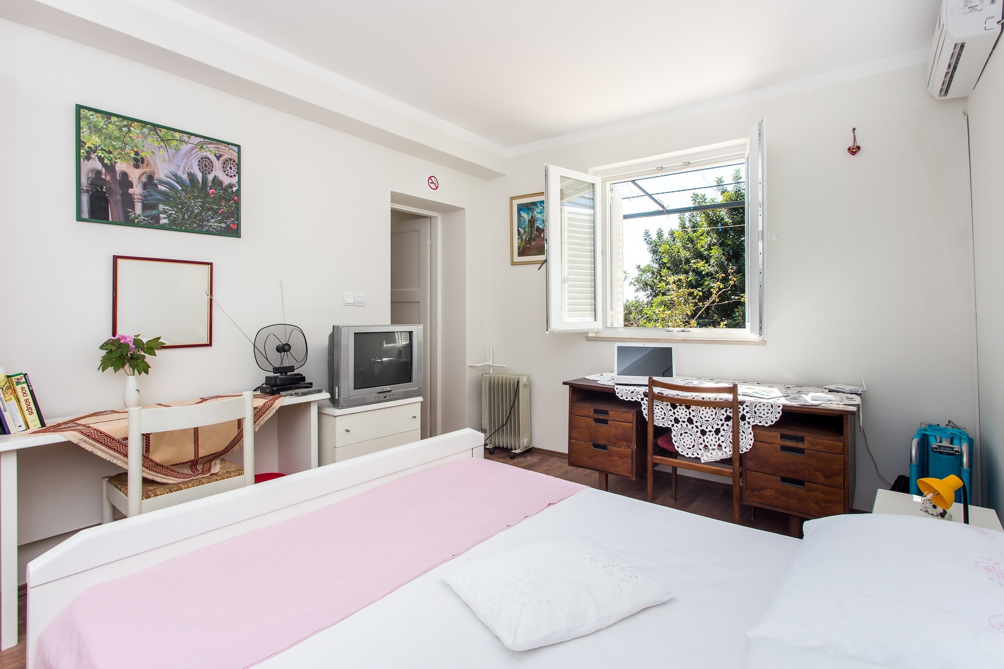 Apartments Ljubimir - One-Bedroom Apartment with Shared Terrace - Bambo-Slaapkamer