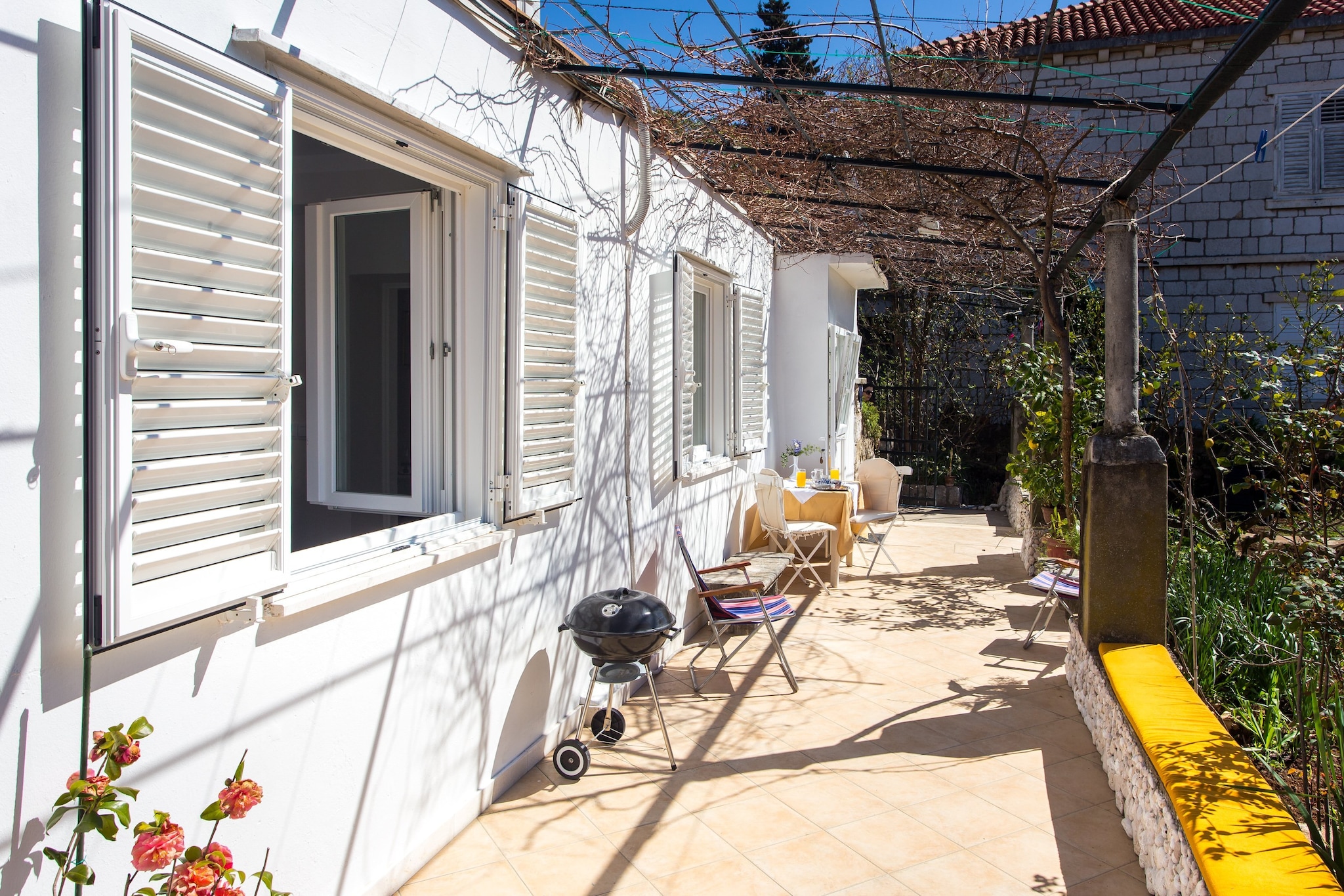 Apartments Ljubimir - One-Bedroom Apartment with Shared Terrace - Bambo-Terras