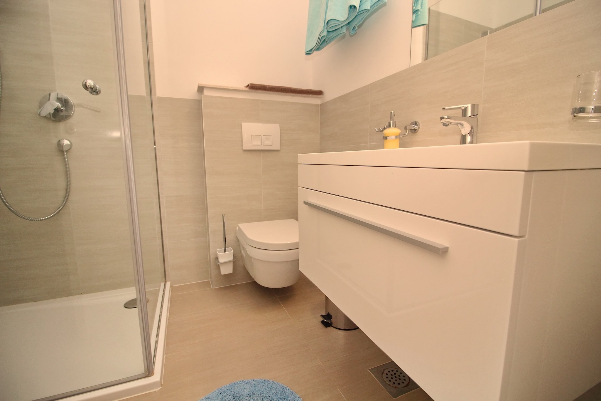 Apartments Kula - Comfort One Bedroom Apartment with Balcony and Sea View-B3