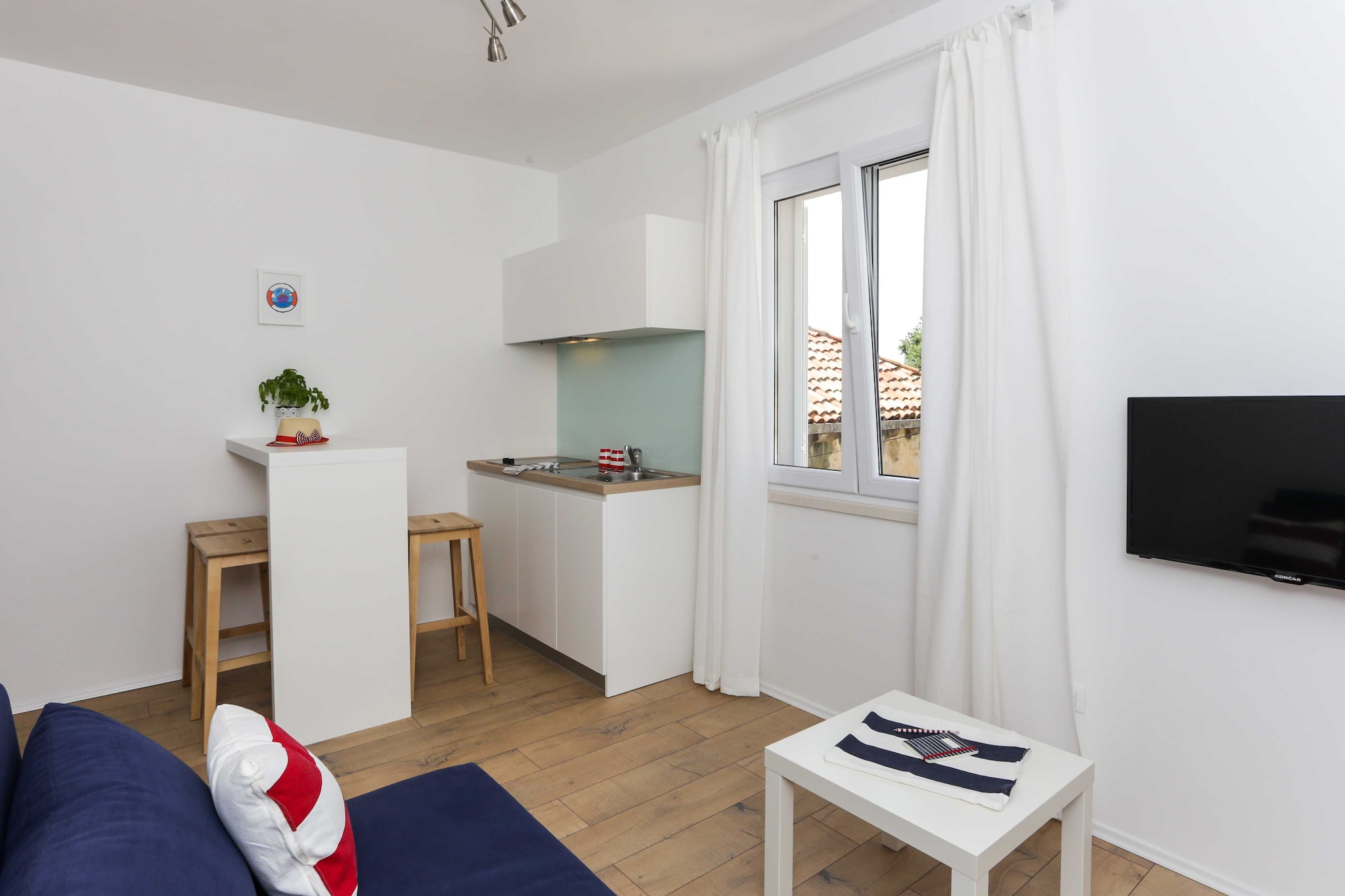 Villa Karmen is situated in a quiet neighborhood near Dubrovnik's main bus station and ferry port, connecting the mainland with various Dalmatian islands.
Accommodation's location is perfect for getting to know undiscovered areas of Dubrovnik and visiting Dubrovnik's breathtaking archipelago.
Private parking is free of charge is available on site, reservation is not needed.
The property owner can help with organizing different day trips upon request.
This lovely one bedroom apartment features free WiFi, air conditioning, living room with cable TV and kitchen with dining area. Private bathroom comes with shower and hair dryer.
Villa Karmen is ideally situated as it is only 12 minutes walk away from the historic Old City of Dubrovnik and just up the street from the modern center of Dubrovnik.
Grocery store, bus station, restaurants, bars and cafes can be found within walking distance, as well as bakeries and ATM's.
Dubrovnik bus station and ferry port, connecting the mainland with various Dalmatian islands, are 10 minutes from the apartment, while Dubrovnik Airport is 21 km away.