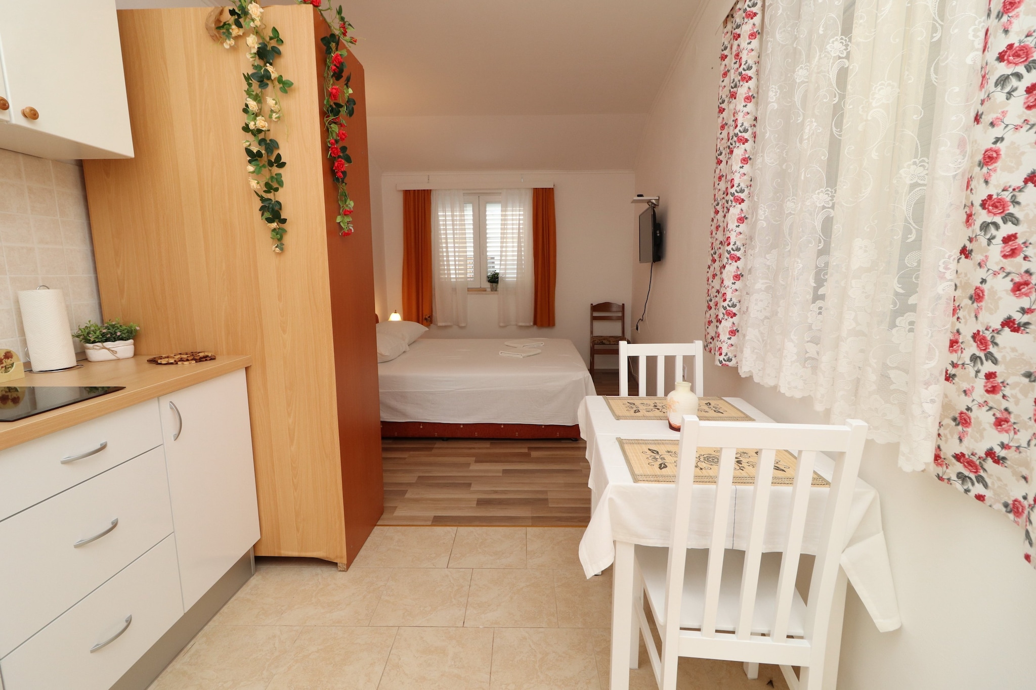 Apartments Sergej-Standard Studio apartment with Terrace and Sea View ( Nataša )