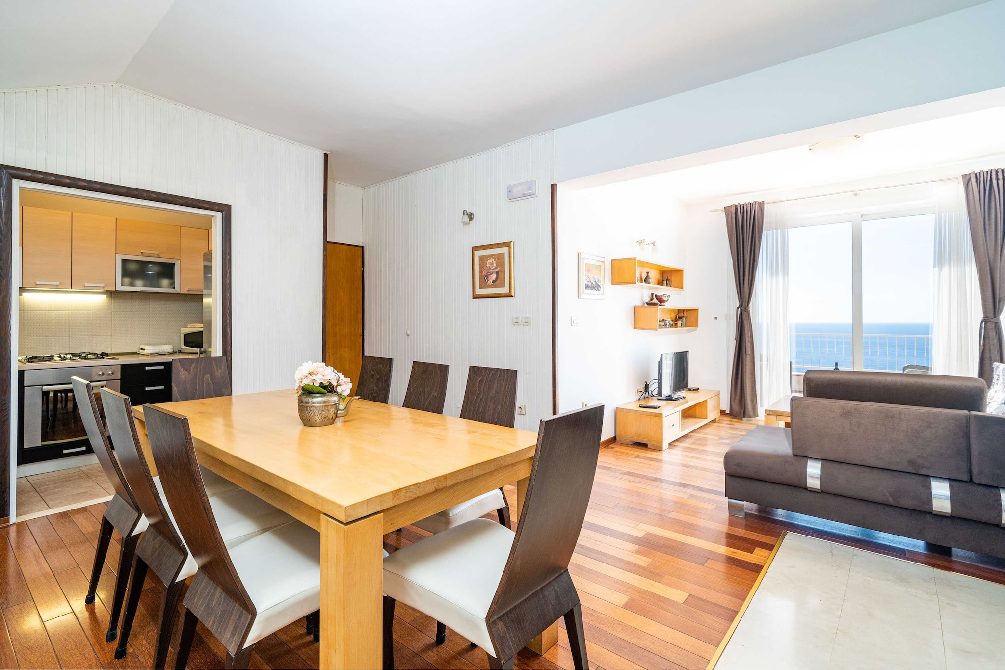 Apartments Isabora - Premium Two-Bedroom Apartment with Terrace and Sea View