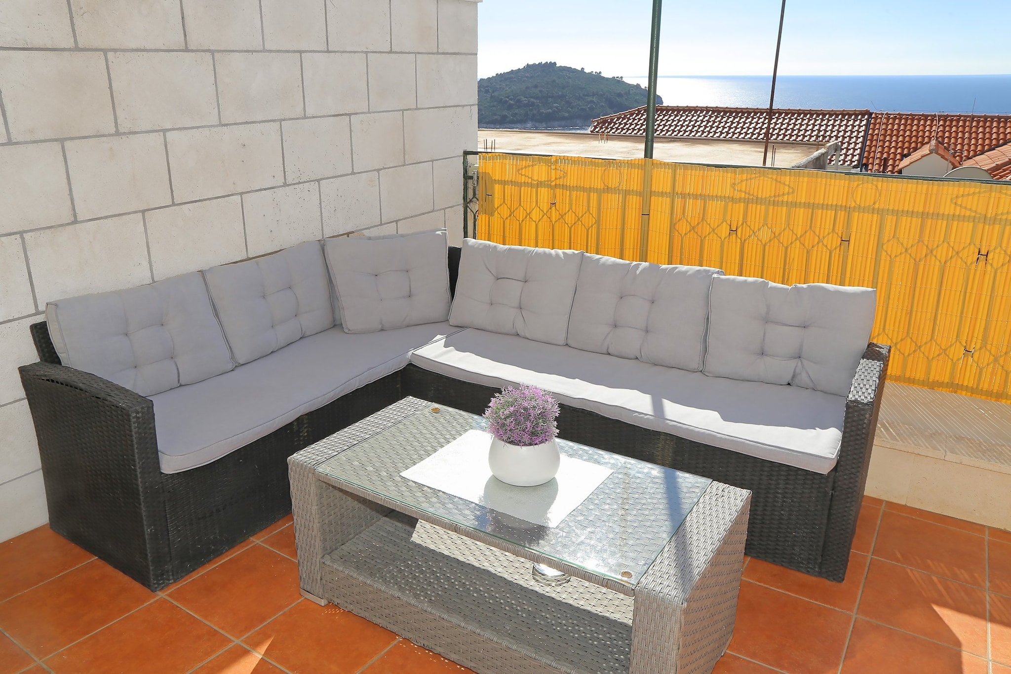 Apartments Isabora - Two-Bedroom Apartment with Terrace and Partial Sea View (Nea)-Terras