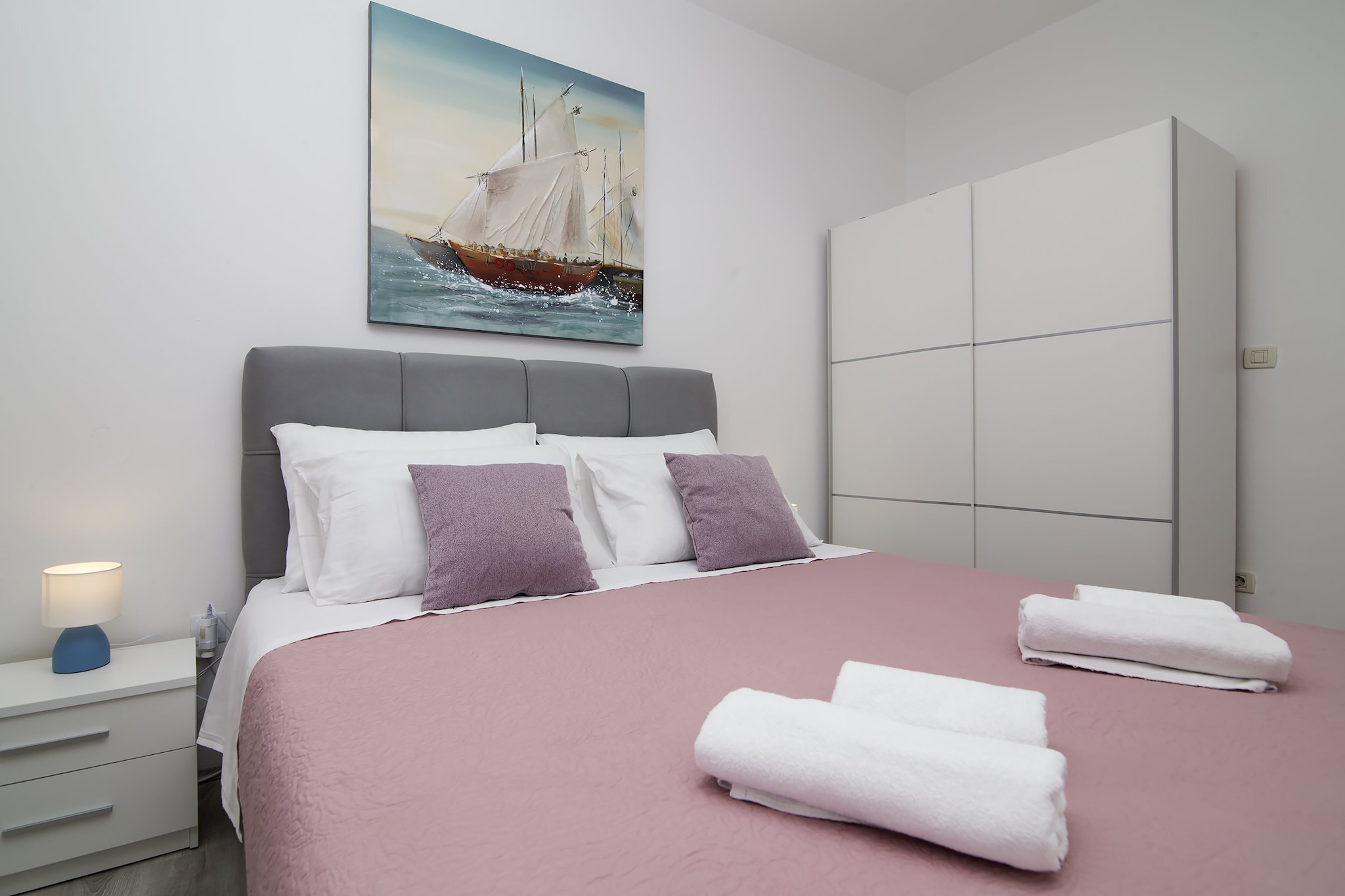 Apartments Isabora - Two-Bedroom Apartment with Terrace and Partial Sea View (Nea)-Slaapkamer