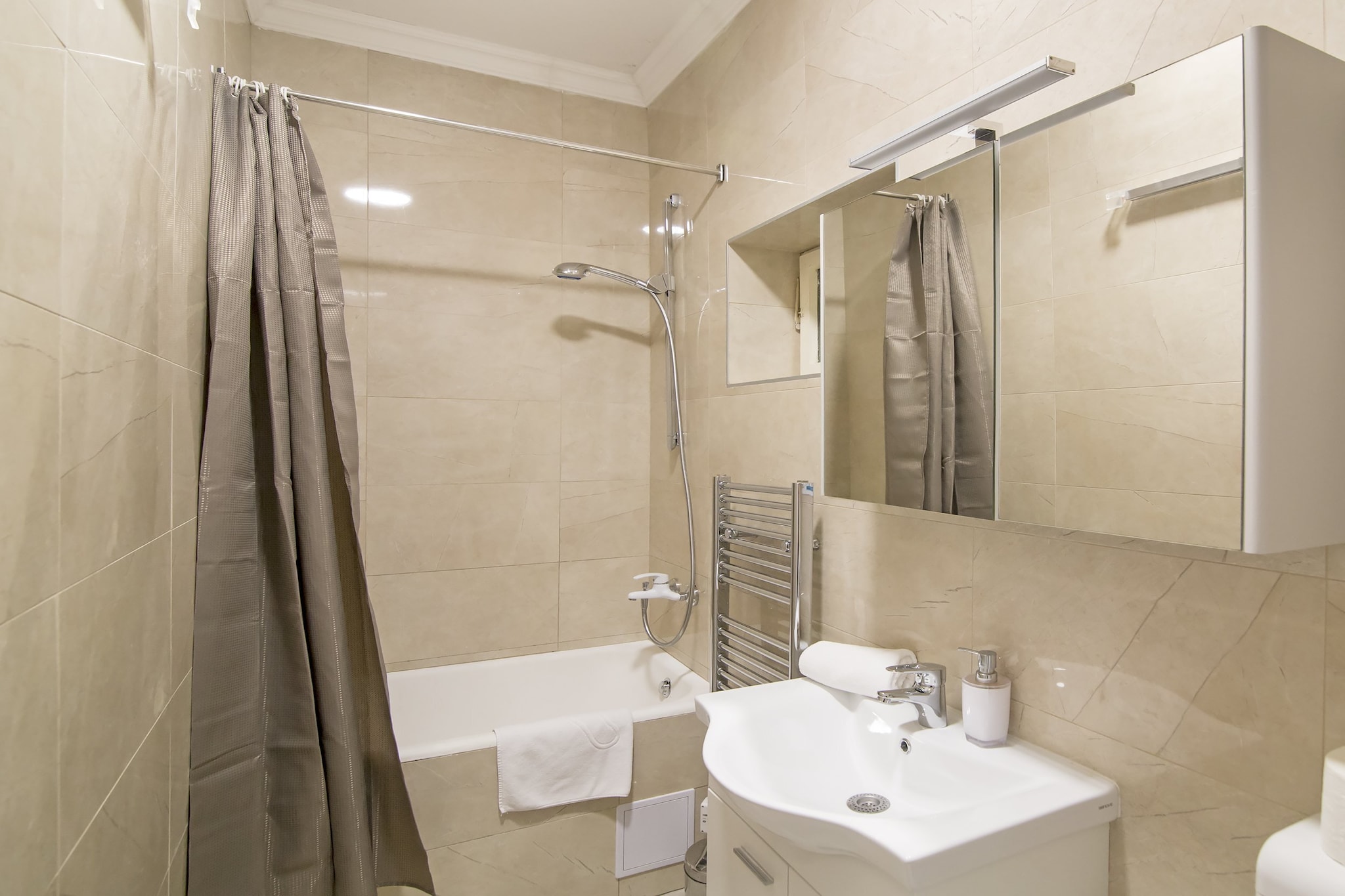 Apartments Isabora - Two-Bedroom Apartment with Terrace and Partial Sea View (Nea)-Badkamer