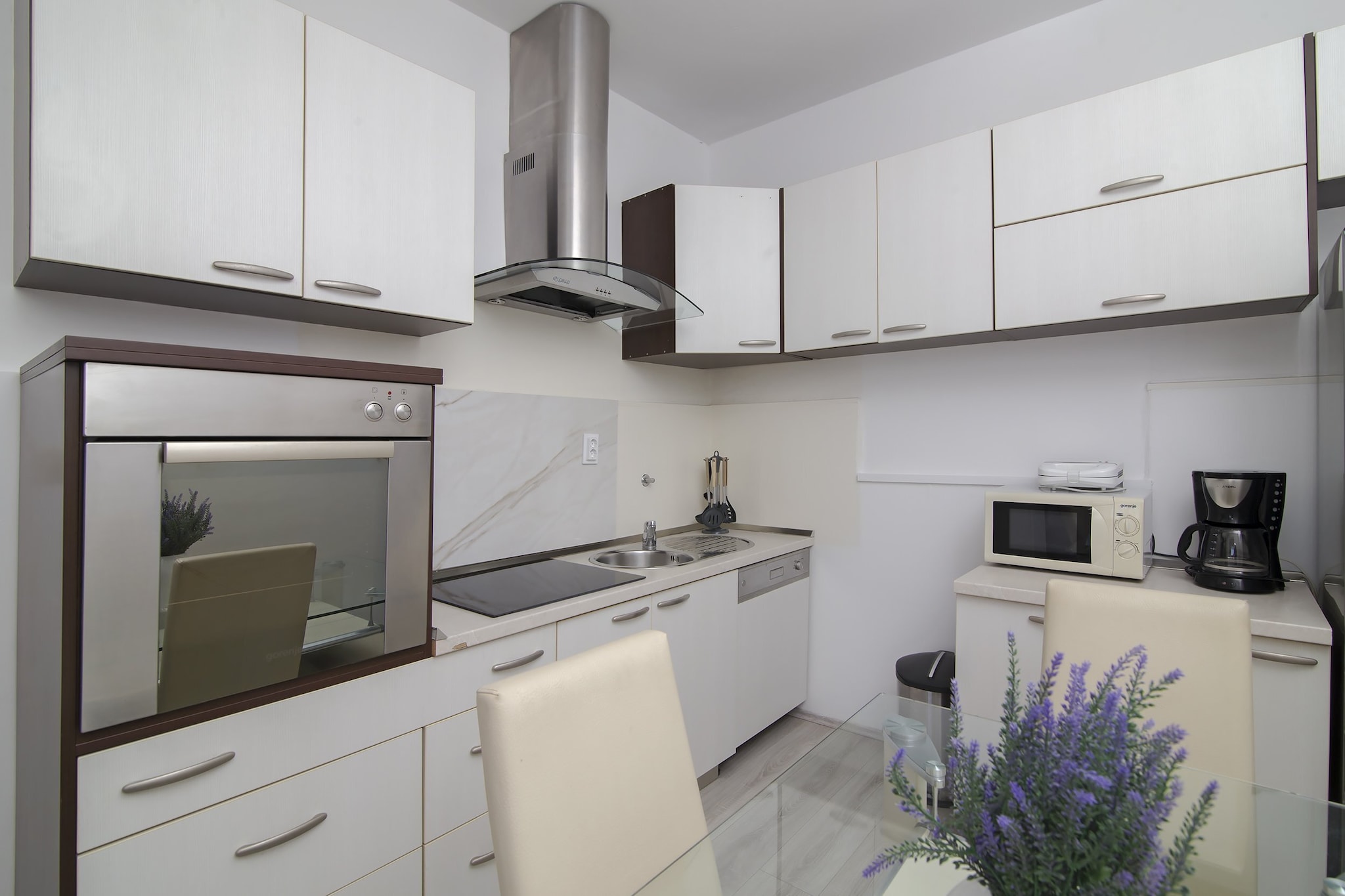 Apartments Isabora - Two-Bedroom Apartment with Terrace and Partial Sea View (Nea)-Keuken