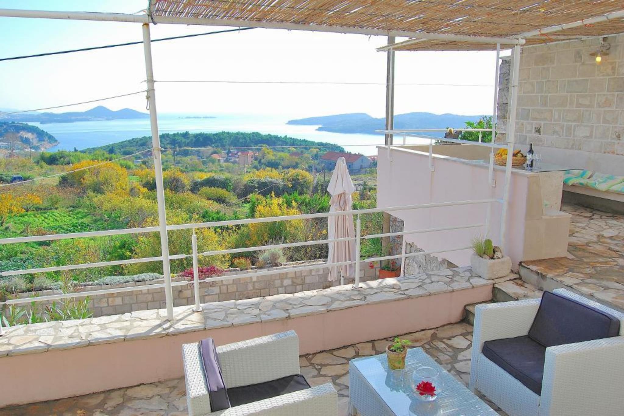 Villa Tony - Five Bedroom Villa with Terrace, Swimming Pool and Sea View-Uitzicht zomer
