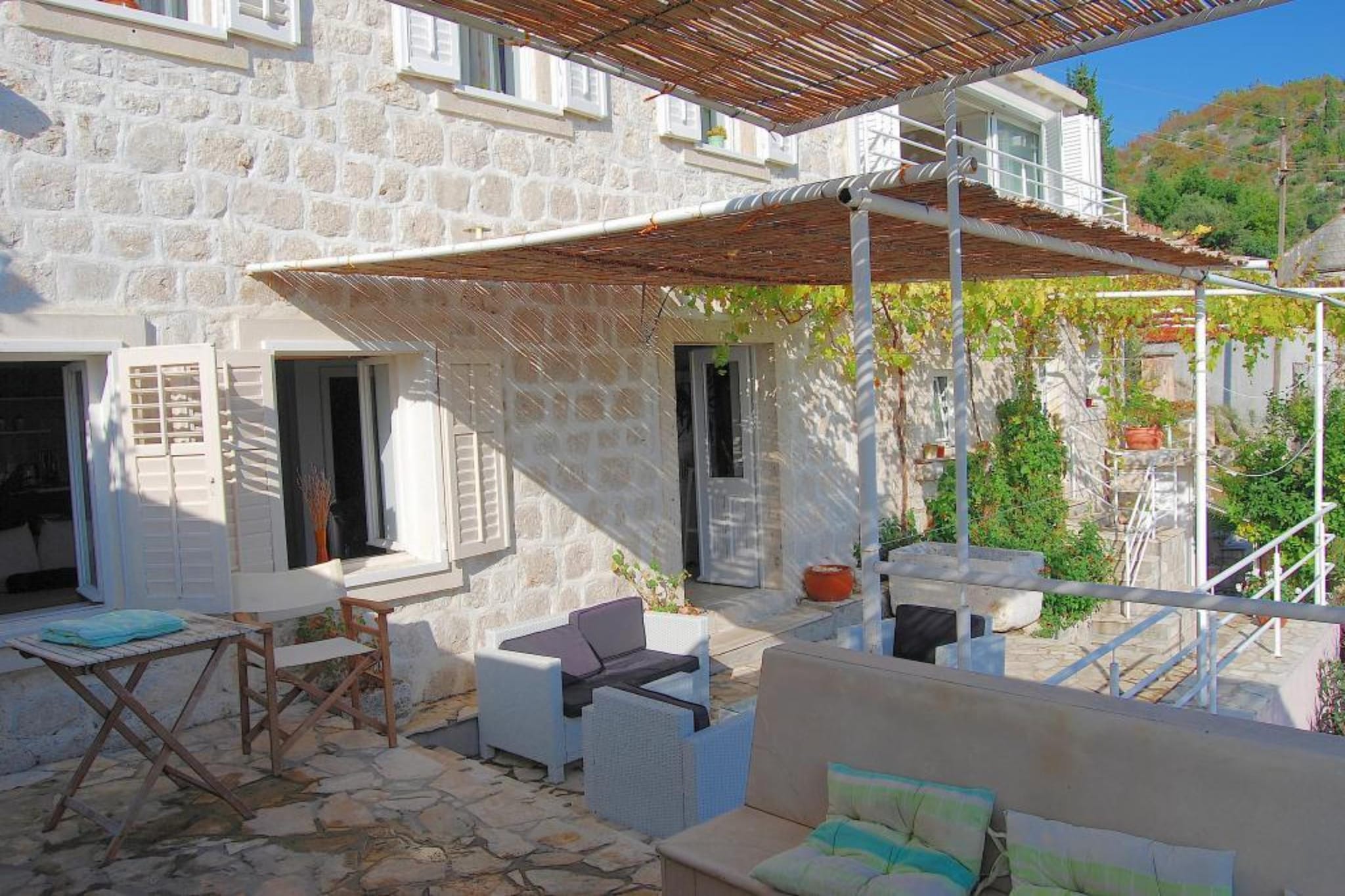 Villa Tony - Five Bedroom Villa with Terrace, Swimming Pool and Sea View-Terrasbalkon